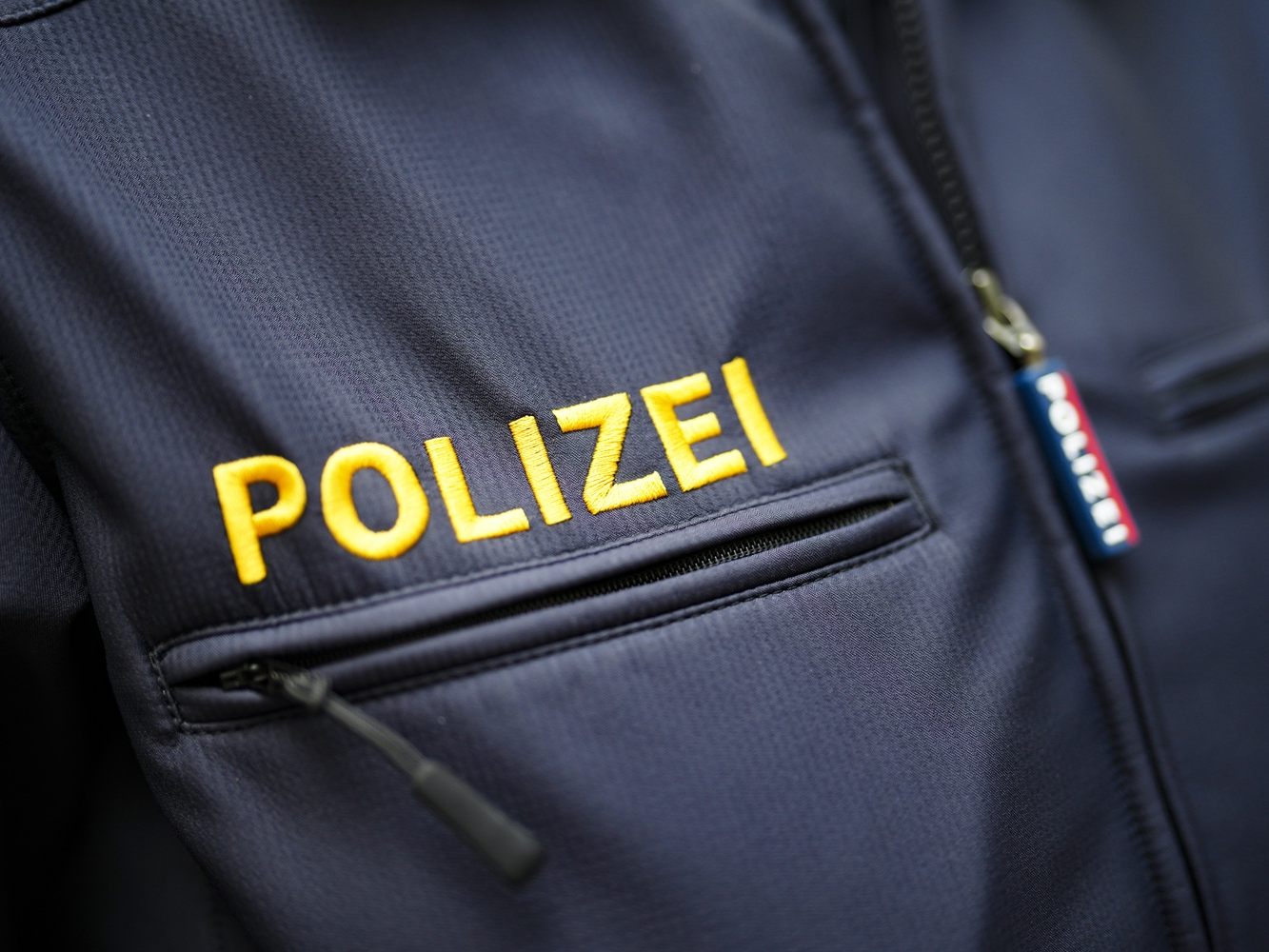 Fahrzeug sank laut Polizei rund zwei bis drei Meter in den Weißensee.