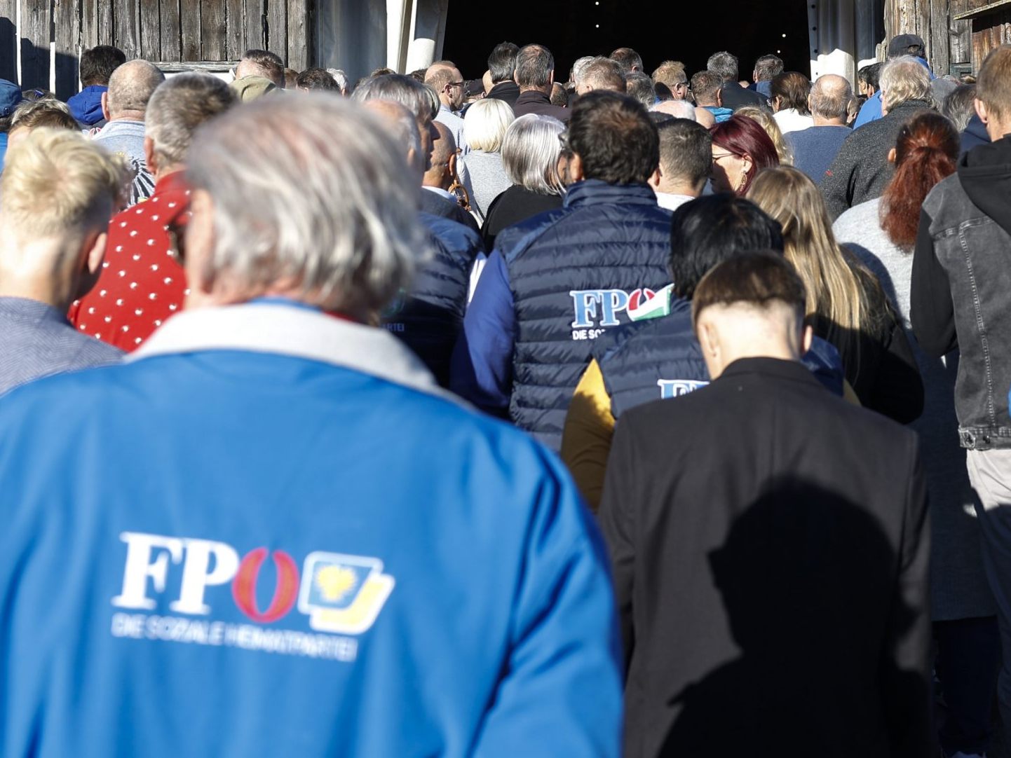 Die Corona-Pandemie bewegt FPÖ-Wähler immer noch.
