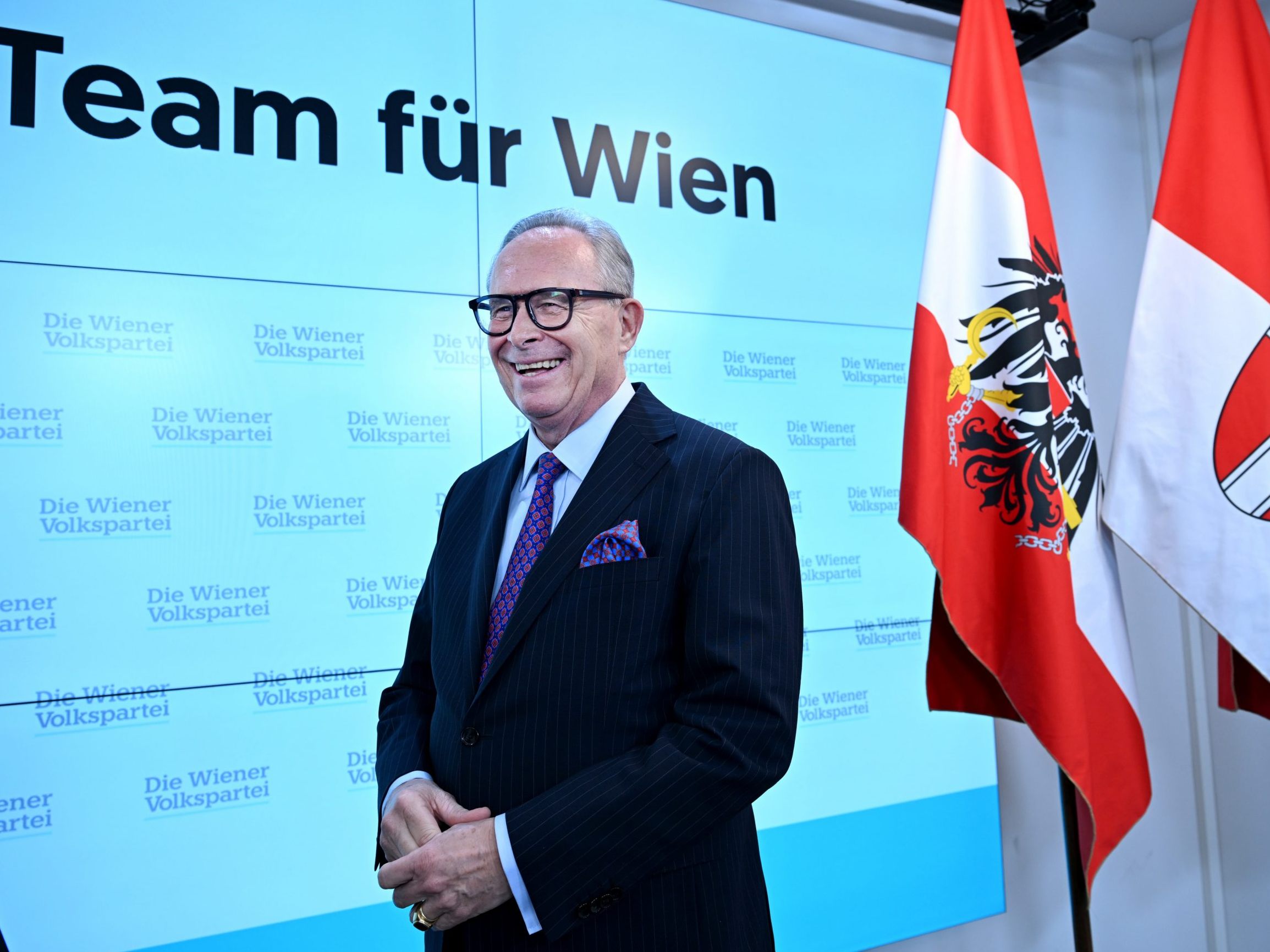 "Wir wollen in Regierungsverantwortung kommen", sagte der Listenerste am Montag in einer Pressekonferenz. "Wir wollen in Regierungsverantwortung kommen", sagte der Listenerste am Montag in einer Pressekonferenz.