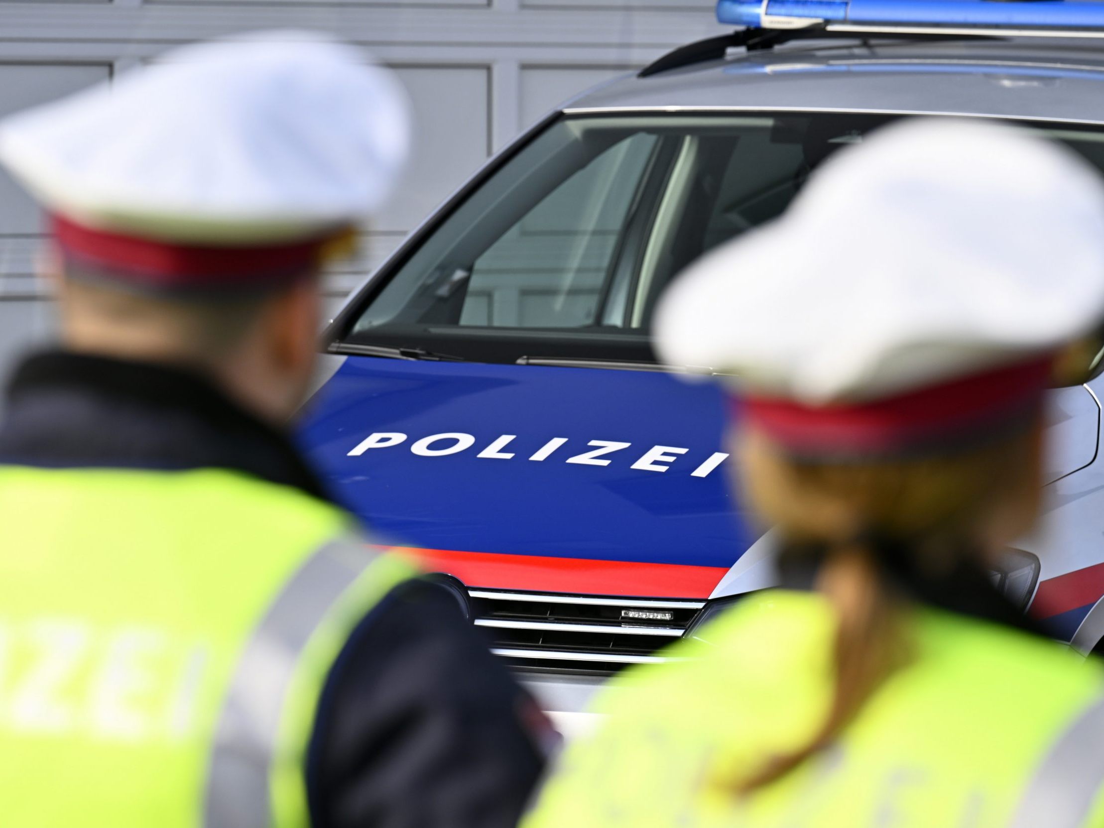 Bei dem Gipfel thematisiert wurden außerdem die teils extremen Kommentare und Reaktionen in sozialen Netzwerken und Online-Foren.
