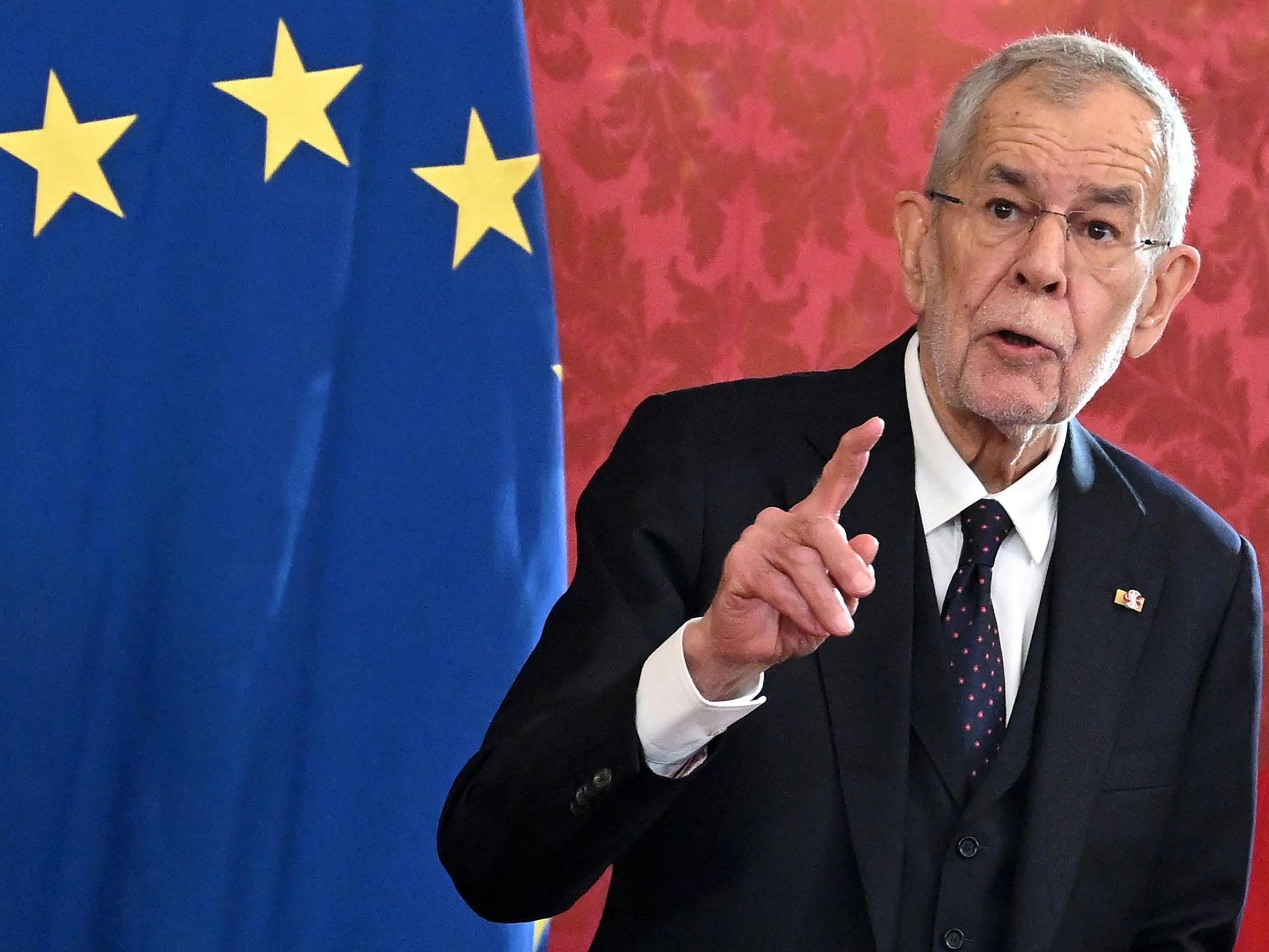 Für SPÖ und Grüne liegt der Ball bei Alexander Van der Bellen.