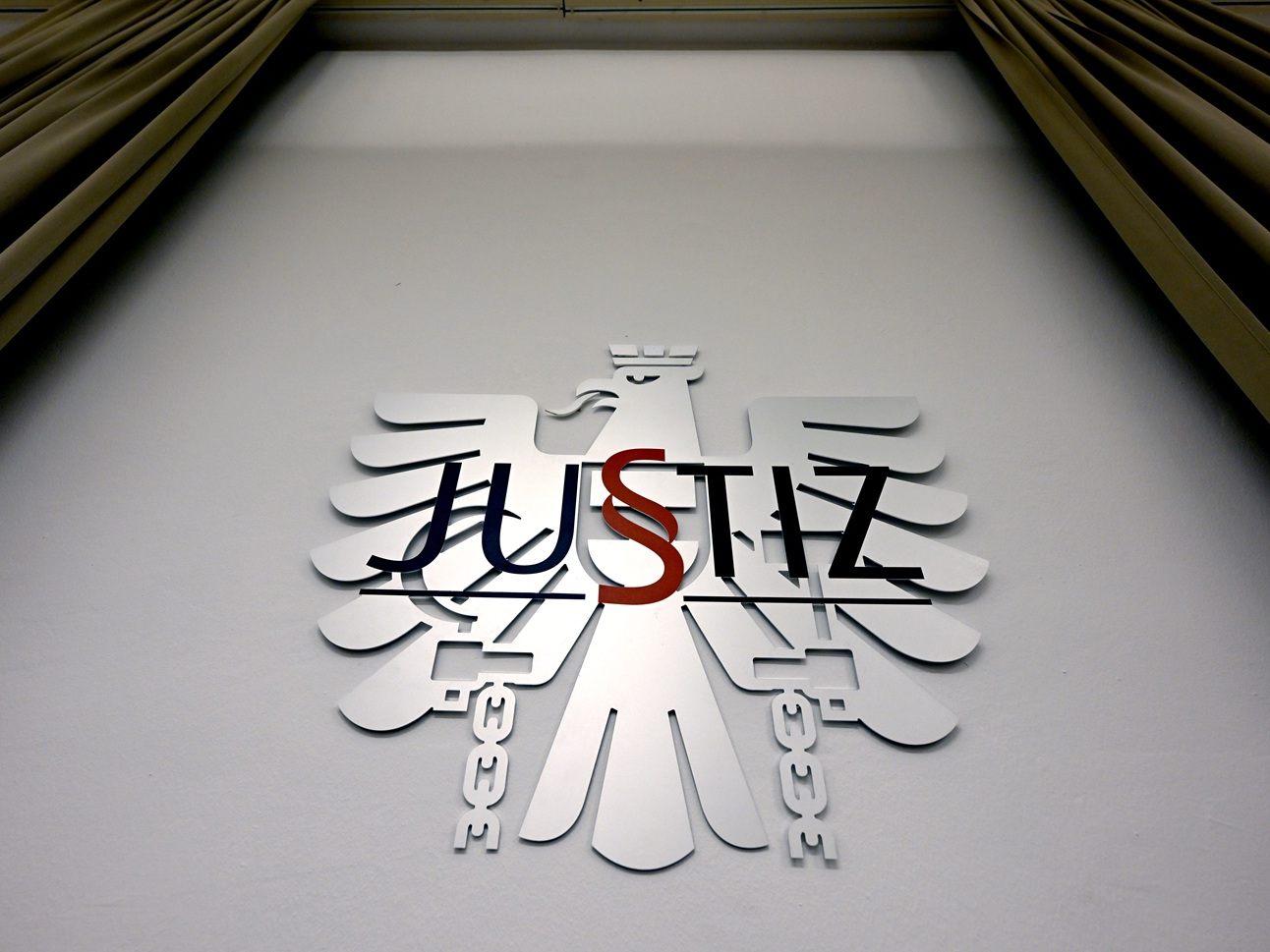 Influencer fasste in Wien drei Monate bedingt aus. Influencer fasste in Wien drei Monate bedingt aus.