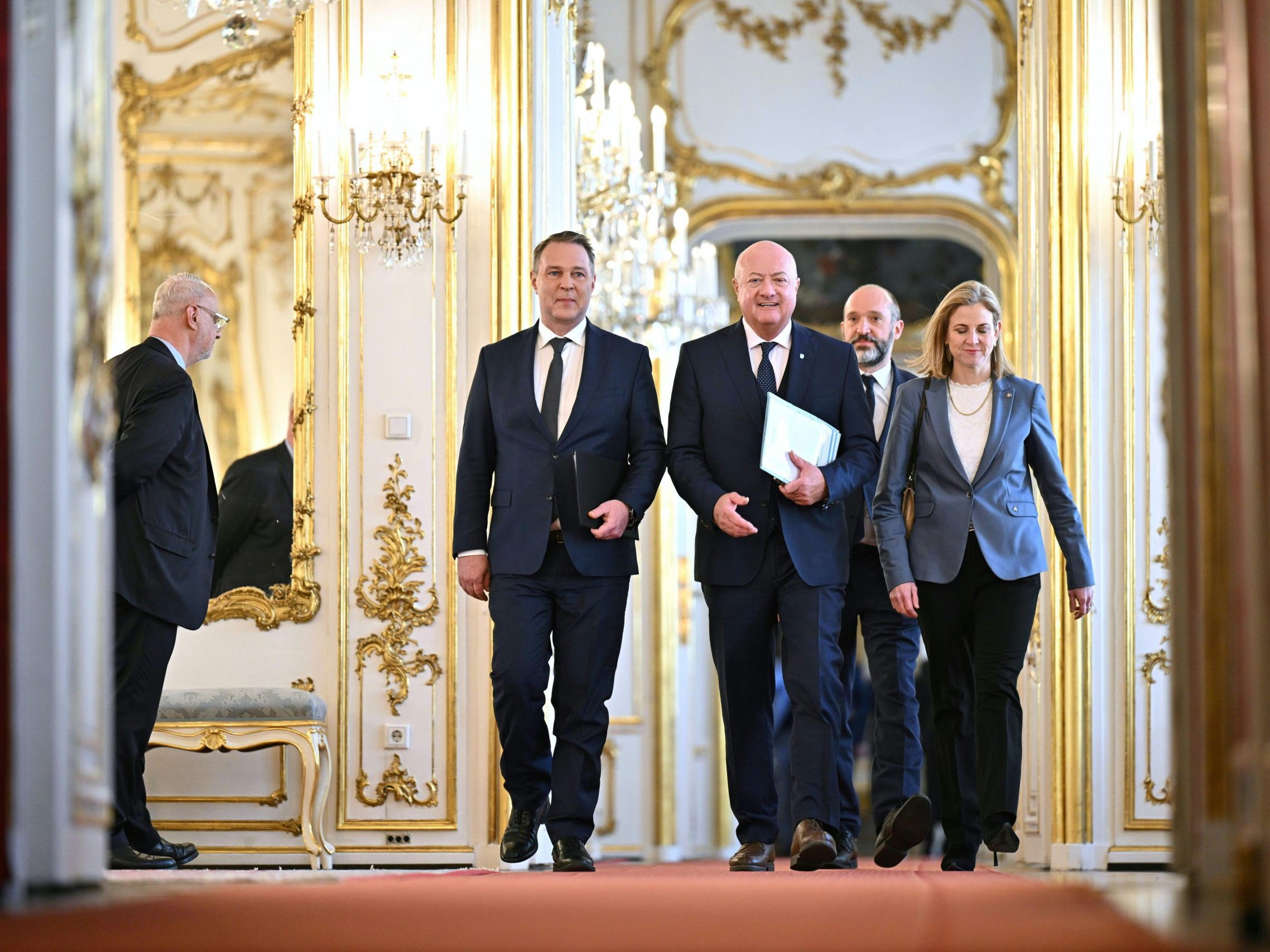 So frei wie hier ist der Weg für ÖVP, SPÖ und NEOS nicht.