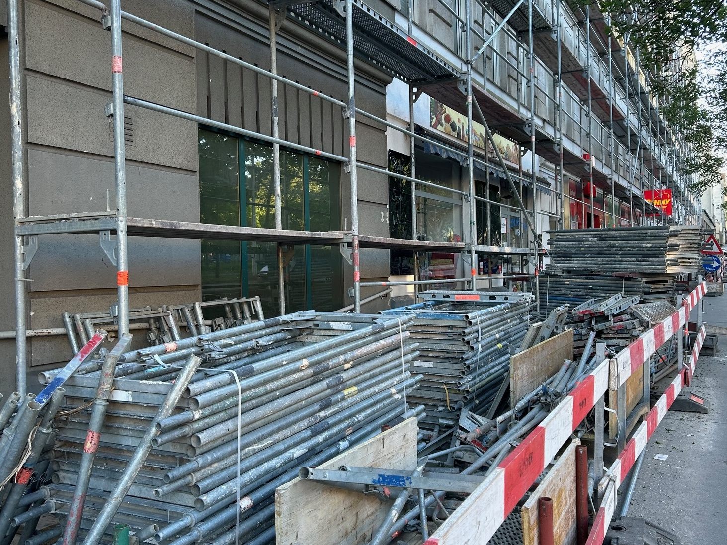 Eine Firma vermisst in Wien ein "unberechtigterweise" abgebautes Gerüst.