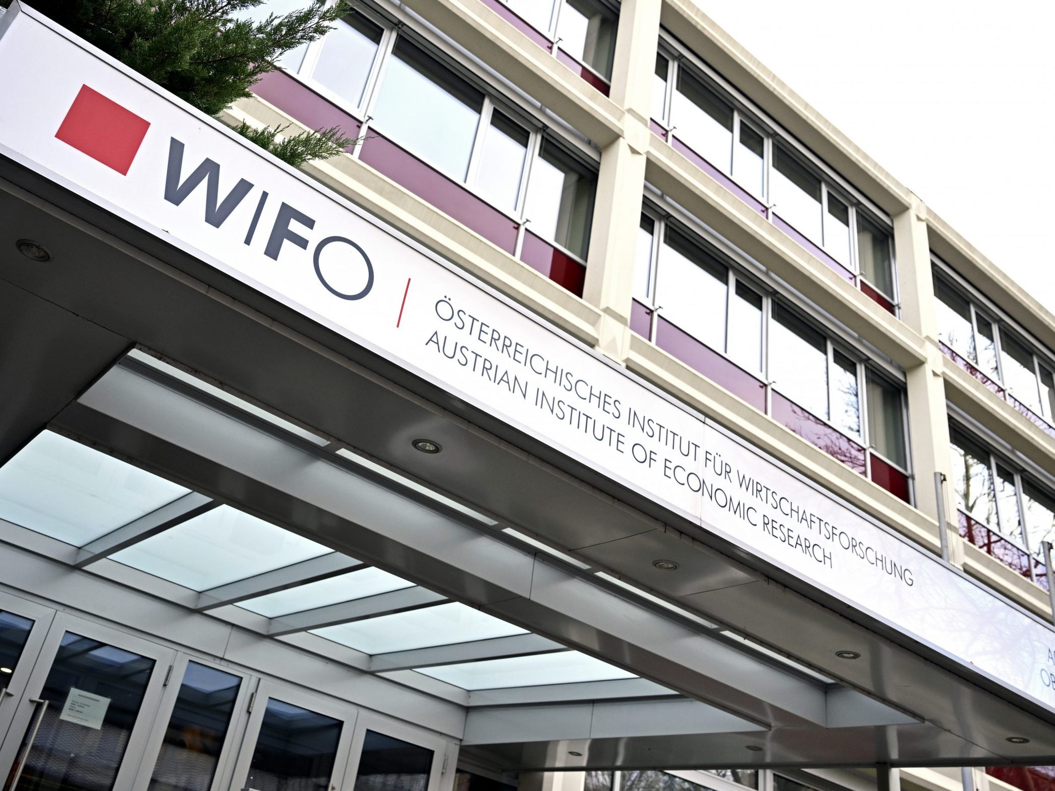 Der Wifo-Konjunkturklimaindex sank um 1,6 auf minus 6,7 Punkte. Der Wifo-Konjunkturklimaindex sank um 1,6 auf minus 6,7 Punkte.