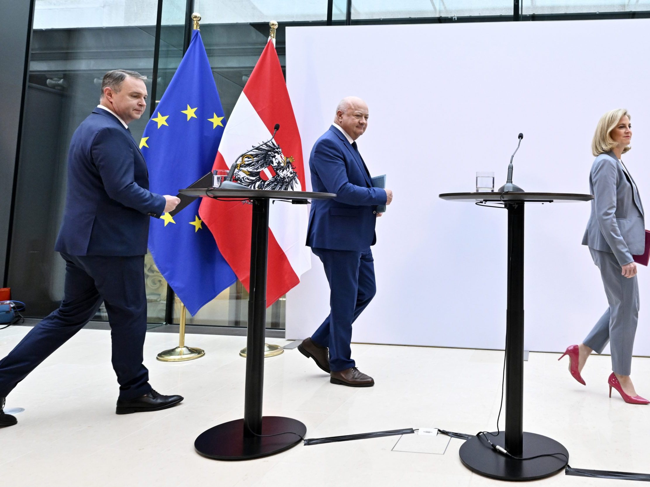 Donnerstag brachte Regierungsprogramm.