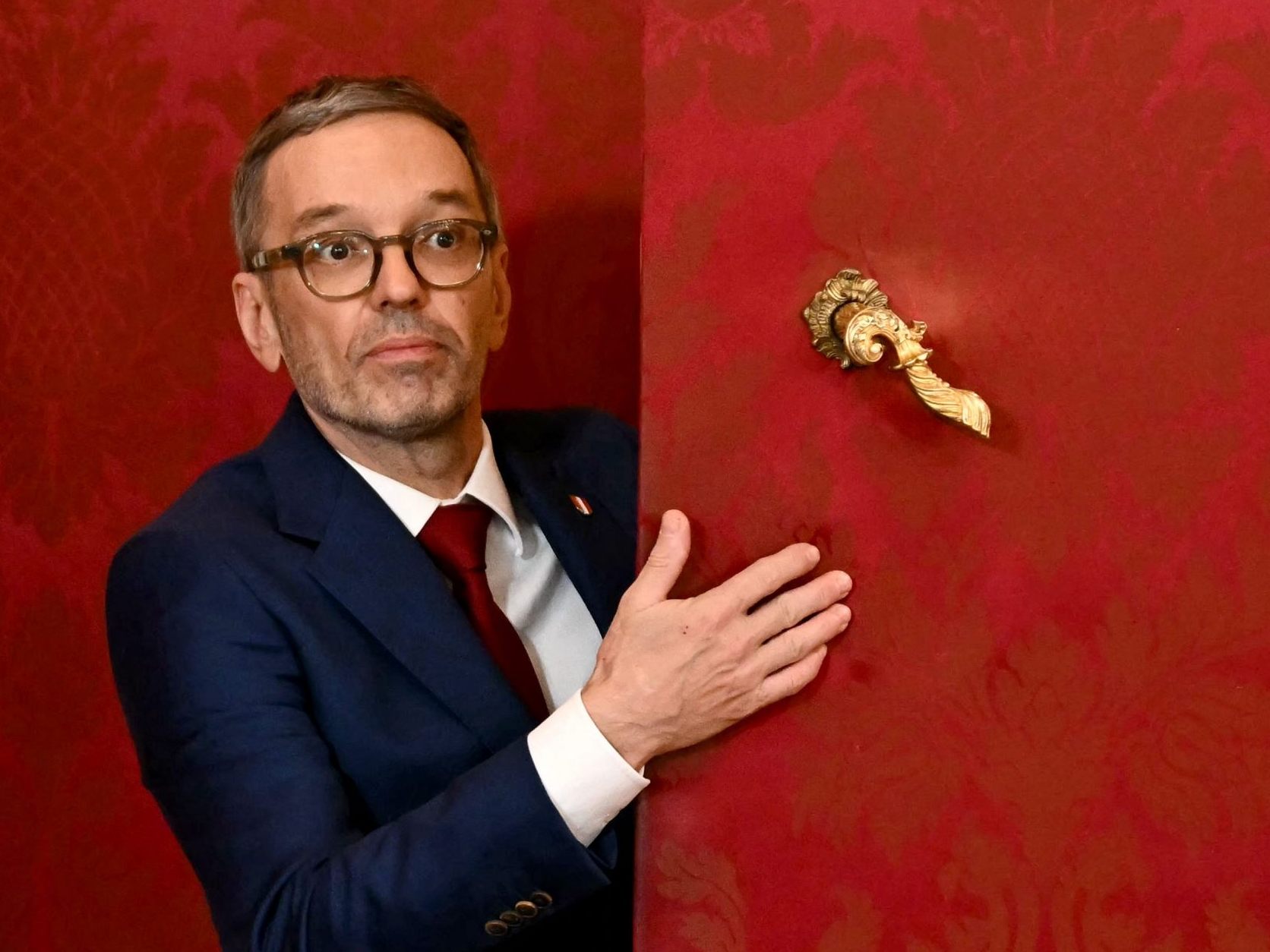 Herbert Kickls "Volkskanzler"-Traum ist vorerst geplatzt. Herbert Kickls "Volkskanzler"-Traum ist vorerst geplatzt.