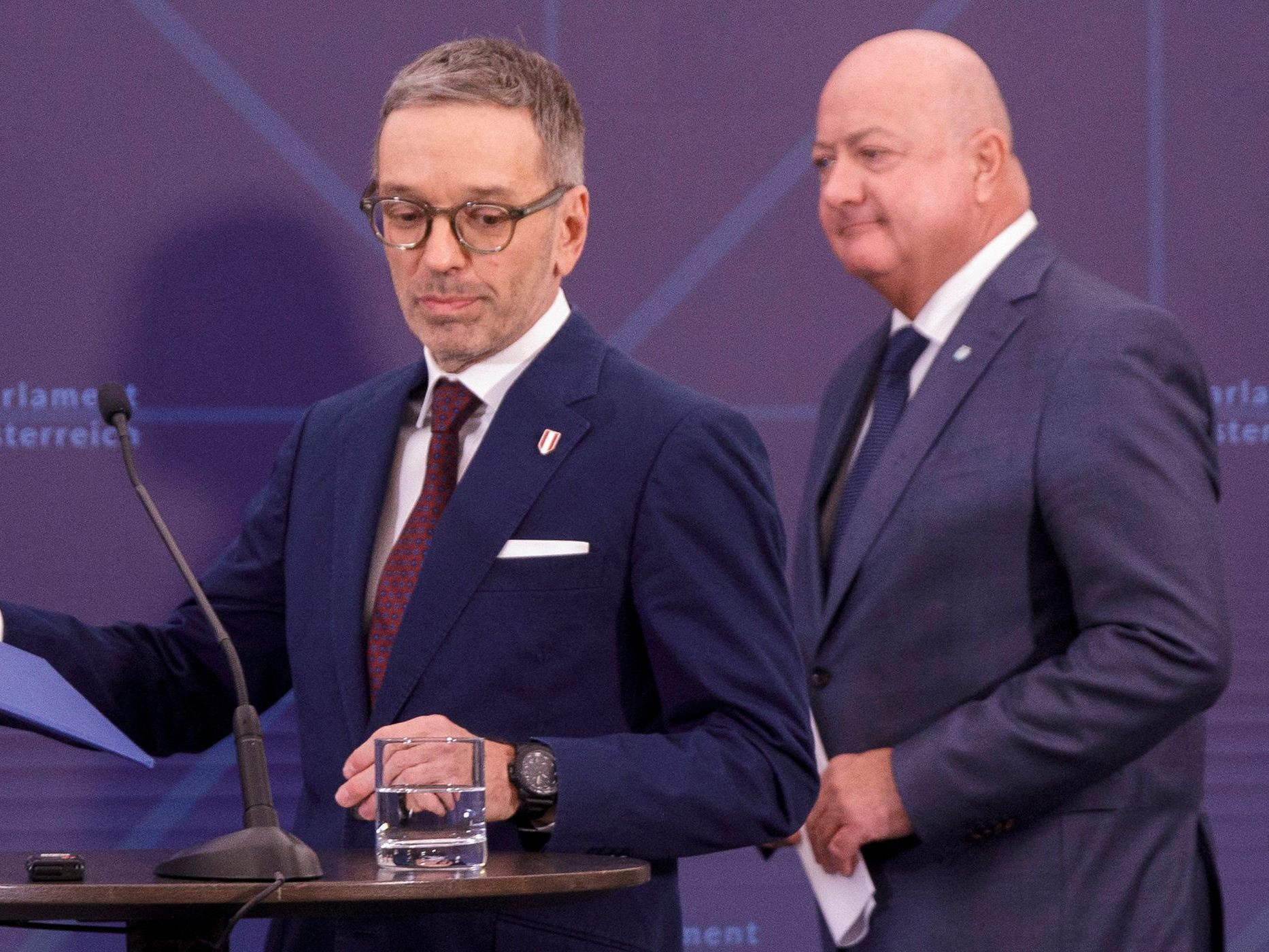 Gespräche waren nach Disput um Ressortverteilung auf Eis gelegt worden.