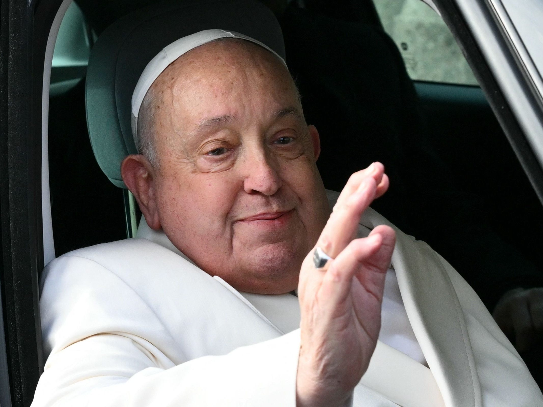 Die Sorgen um Papst Franziskus werden nach der neuen Diagnose größer.