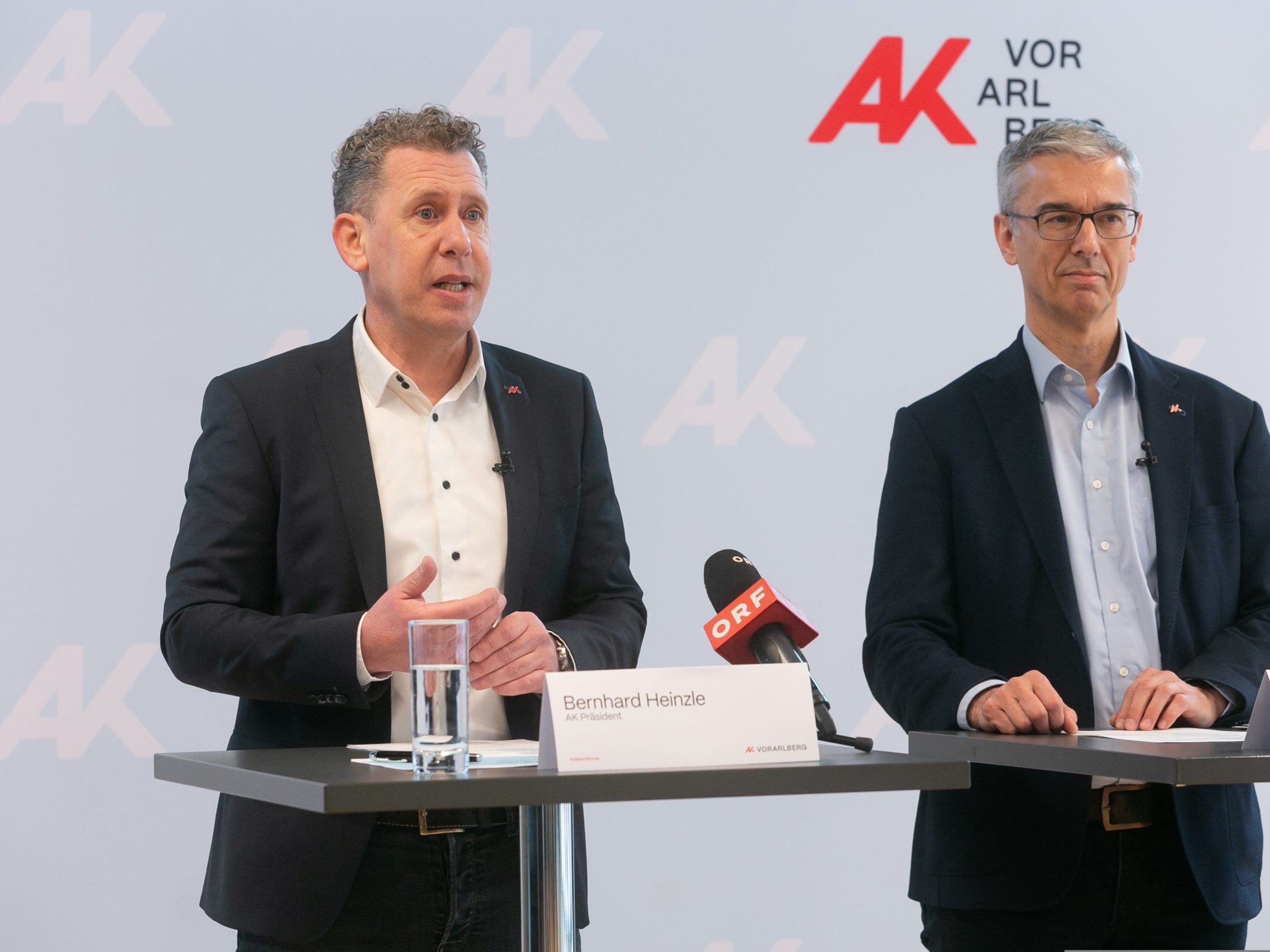 Pressekonferenz Pressekonferenz