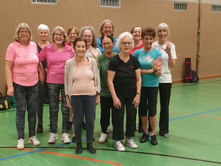 Die Gruppe Valentinotti grüßt alle die krank daheim sind. Die Gruppe Valentinotti grüßt alle die krank daheim sind.