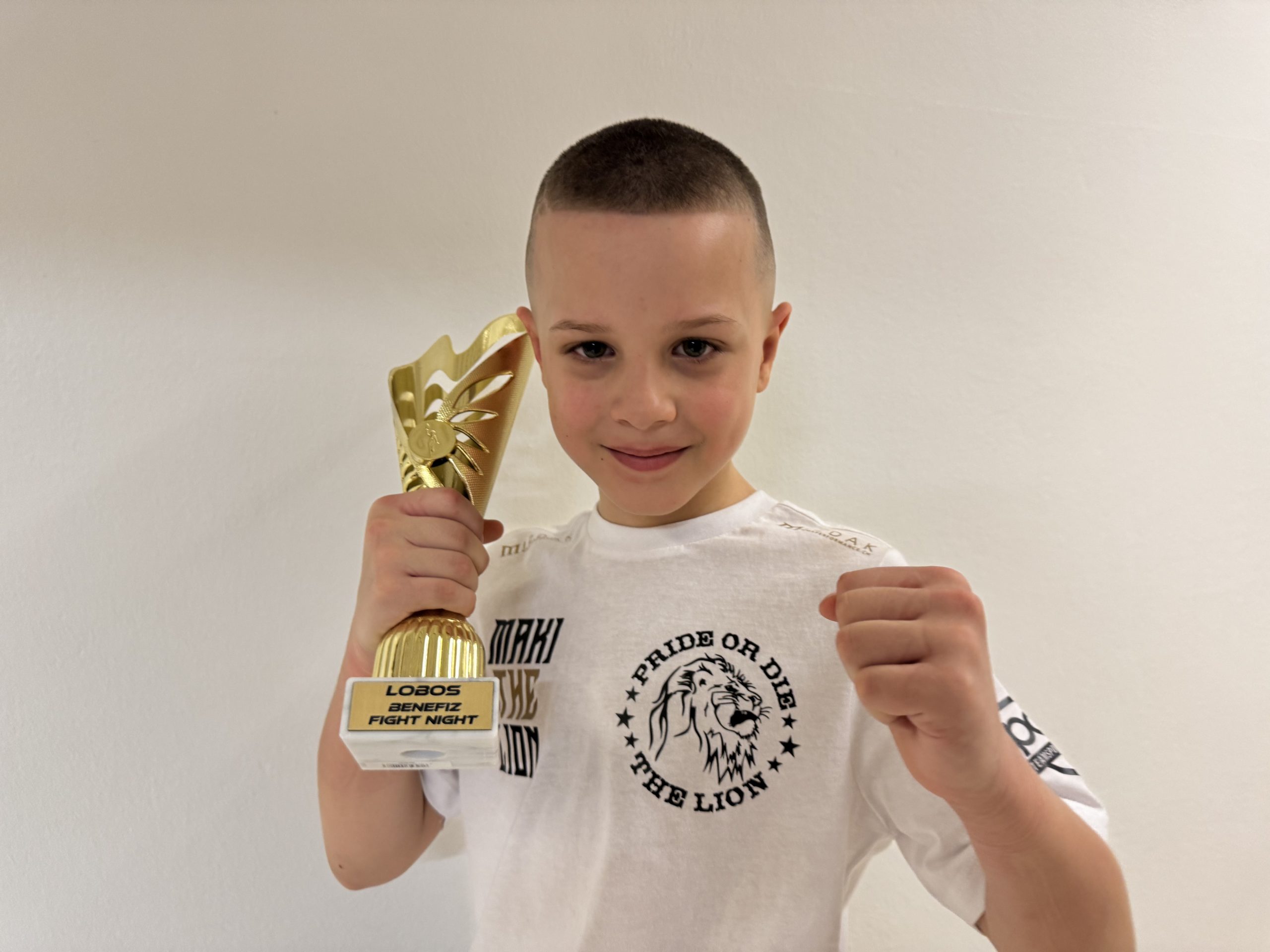 Stolzer Martic-Junior nach dem Sieg. Stolzer Martic-Junior nach dem Sieg.