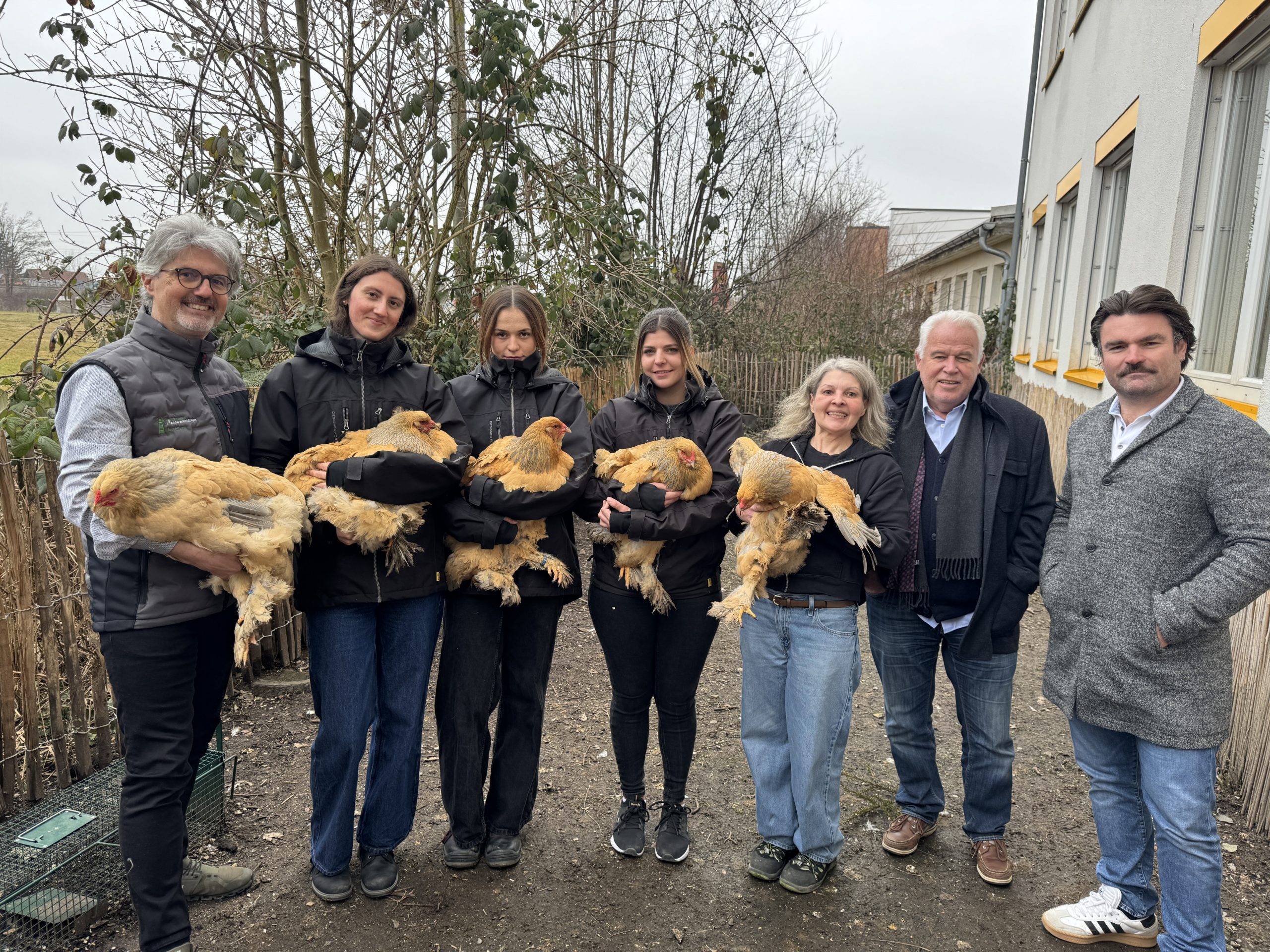 Elmar Luger, Sarah Luger, Paulina, Melina, Tanja, Gerhard Mathis und Christoph Spiegel. Elmar Luger, Sarah Luger, Paulina, Melina, Tanja, Gerhard Mathis und Christoph Spiegel.