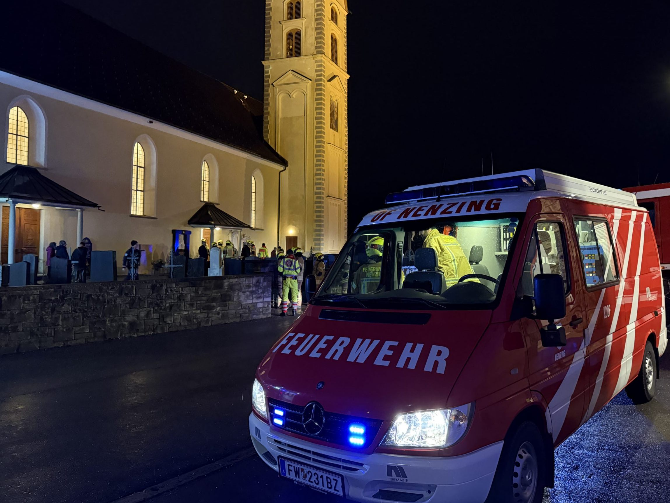Brand in Nenzinger Kirche Brand in Nenzinger Kirche