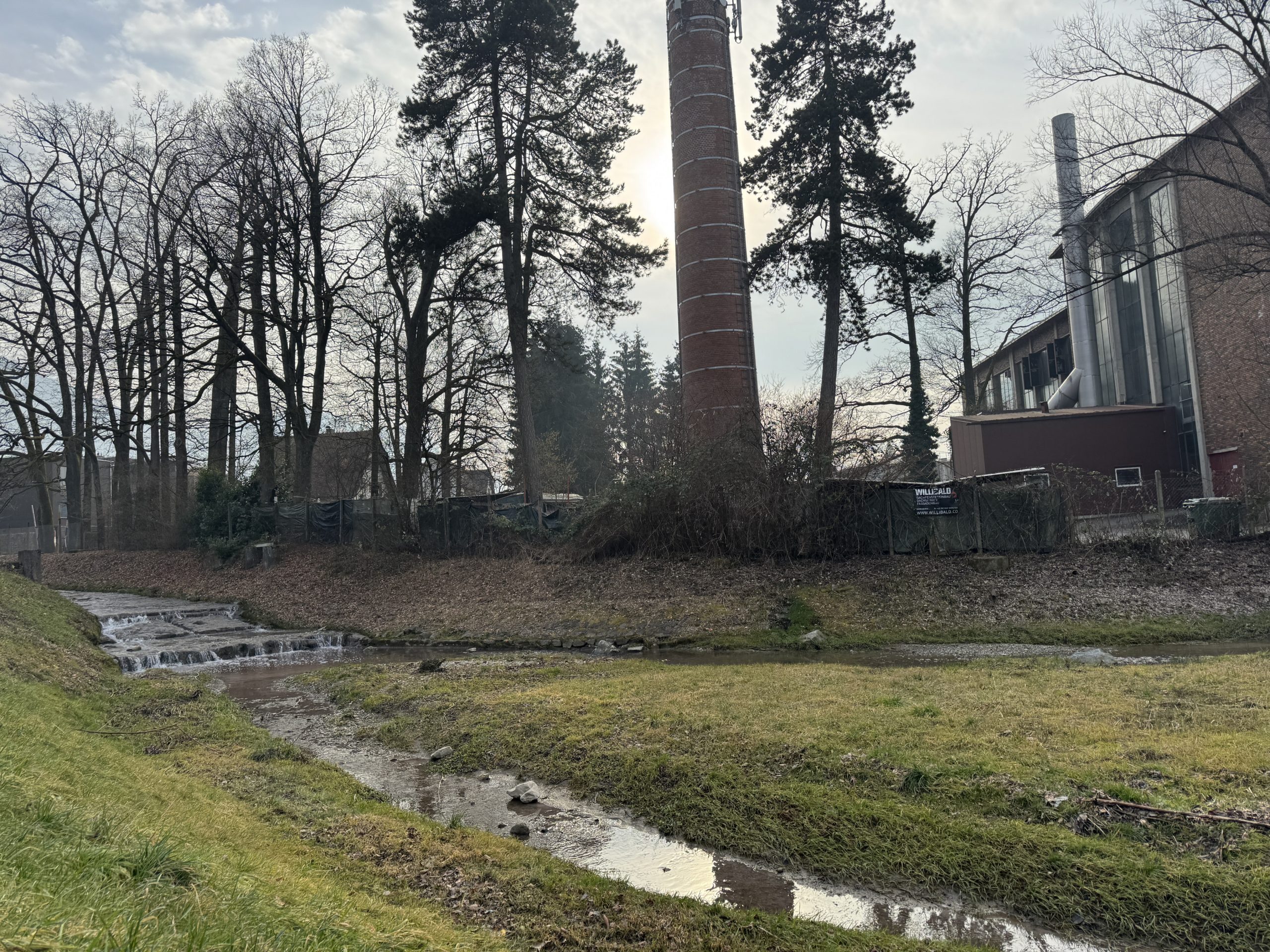Verfärbter Fischbach Verfärbter Fischbach
