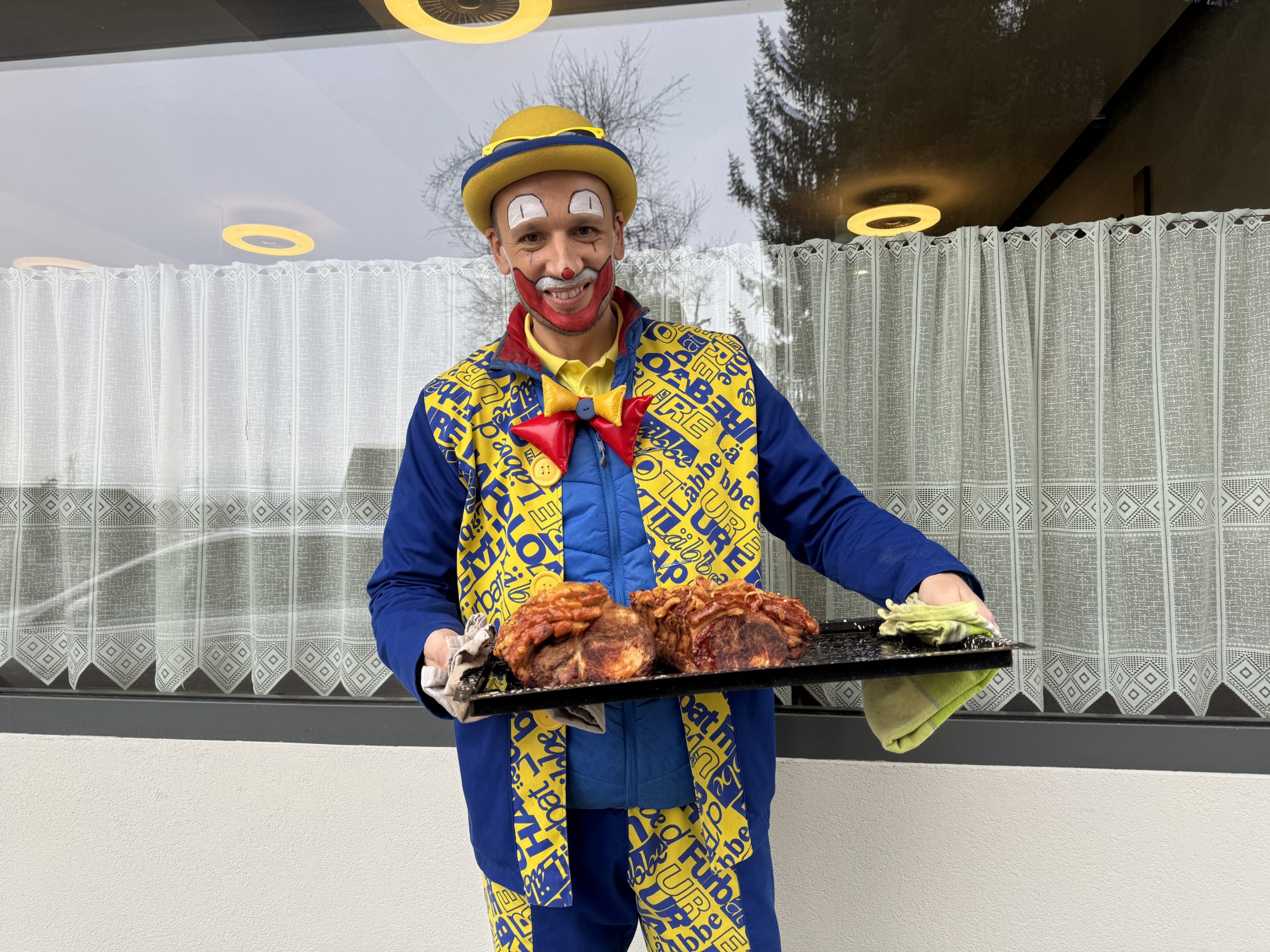 Bratenklau