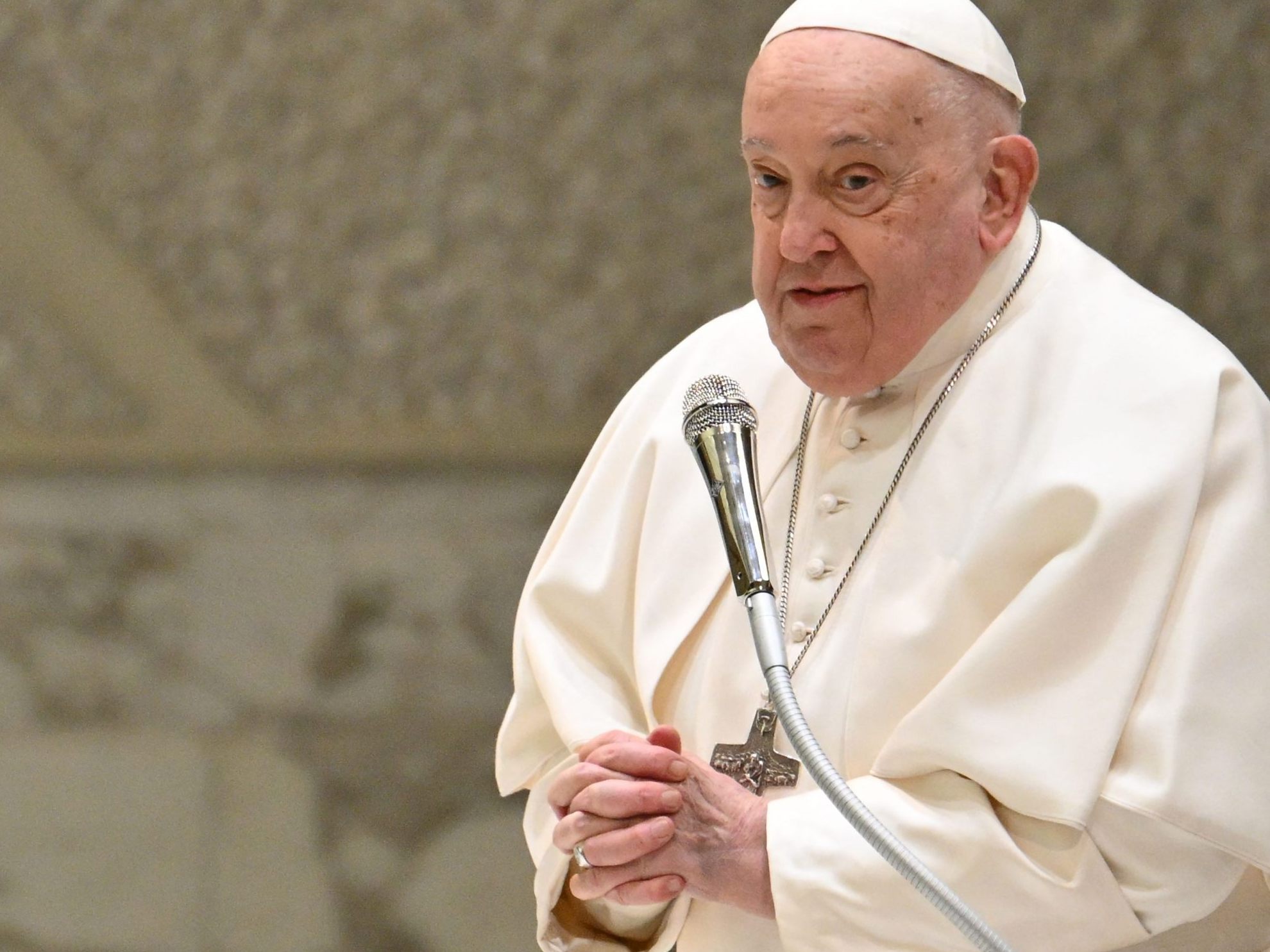 Papst Franziskus am 5. Februar im Vatikan. Papst Franziskus am 5. Februar im Vatikan.