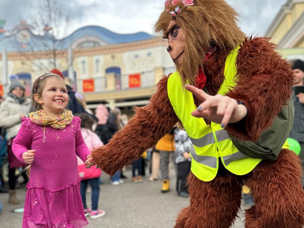 Spiel und Spaß bei der Kinder-Faschingsfeier im Wiener Prater.