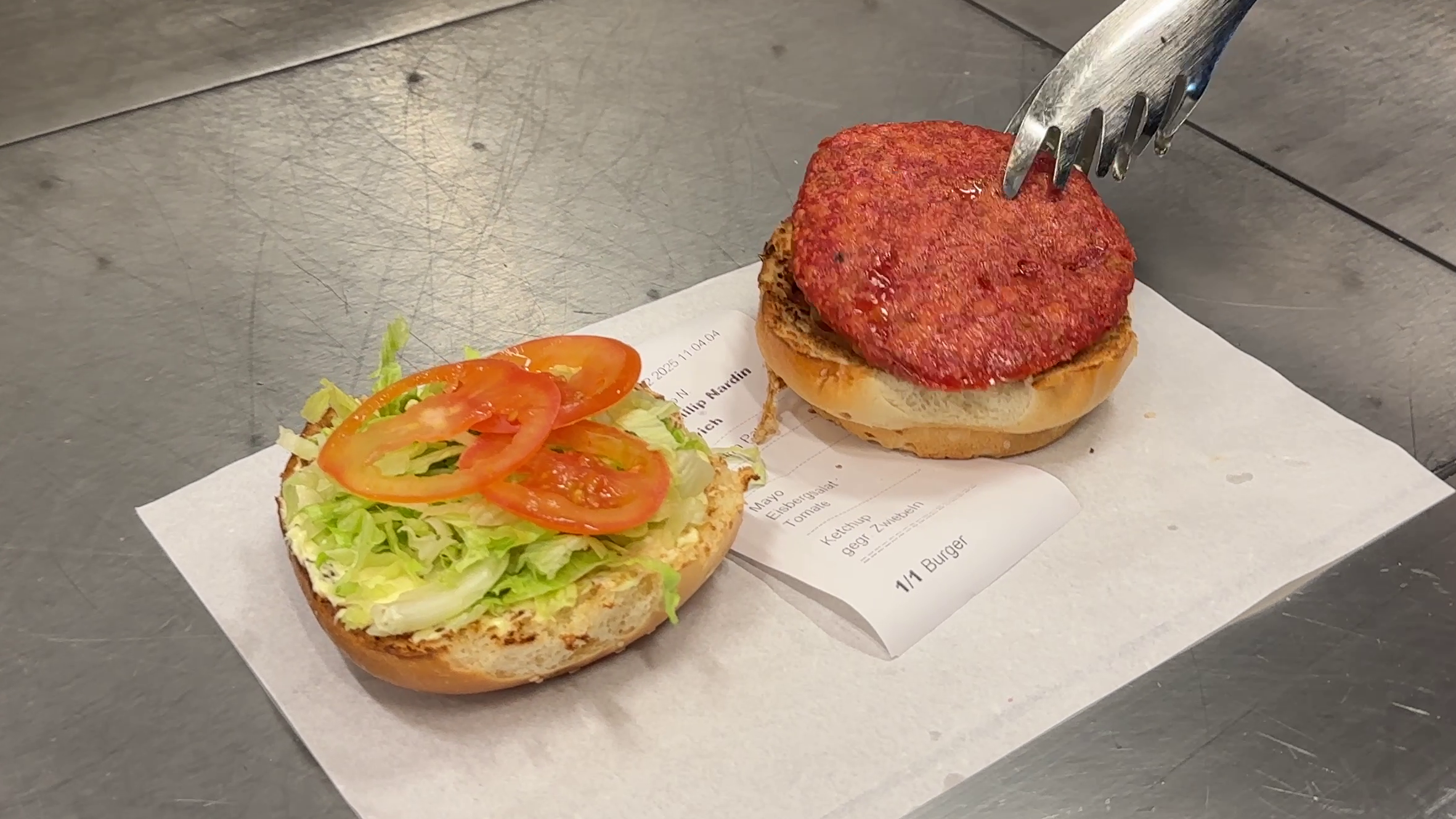 Der "Wormwich" wird zubereitet.