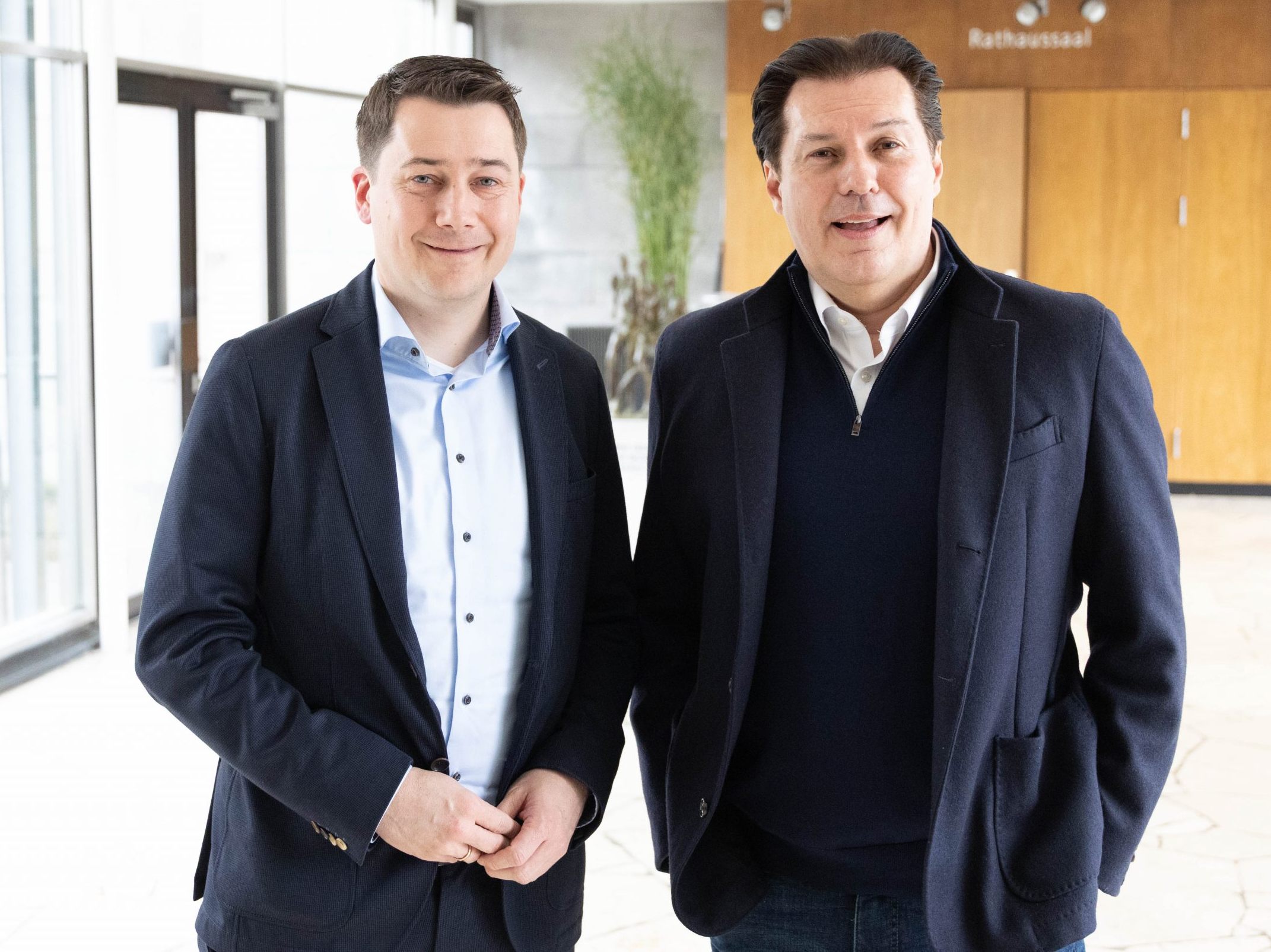 Patrick Wiedl (ÖVP, l.) und Martin Fitz (FPÖ) stehen sich am Sonntag in der Stichwahl gegenüber. Beide wolle Lustenauer Bürgermeister werden.