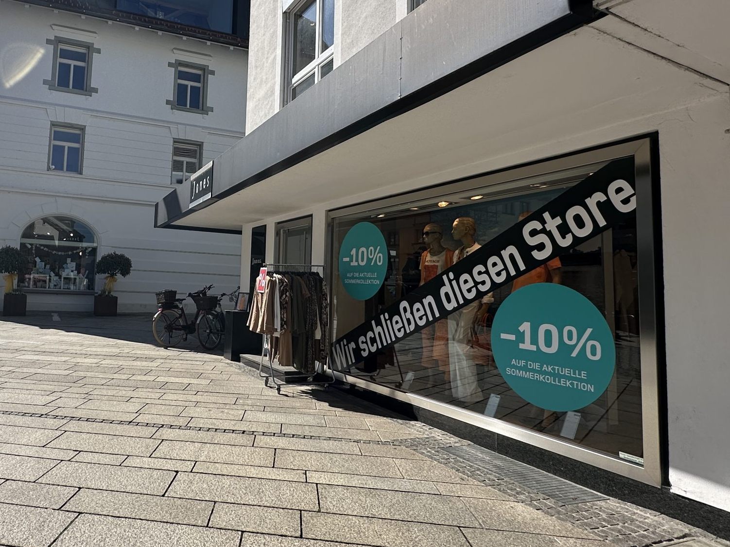 Der Jones Store in der Innenstadt schließt. Der Jones Store in der Innenstadt schließt.