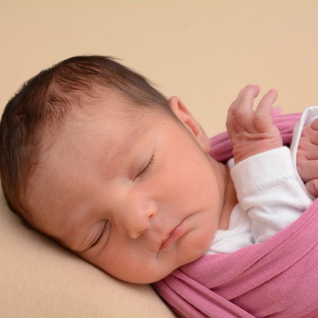 Die gesamte VOL.AT-Redaktion gratuliert herzlich zu diesem besonderen Ereignis und wünscht der Familie Marku viele unvergessliche Momente mit ihrem kleinen Wunder Primela Fiorenca.