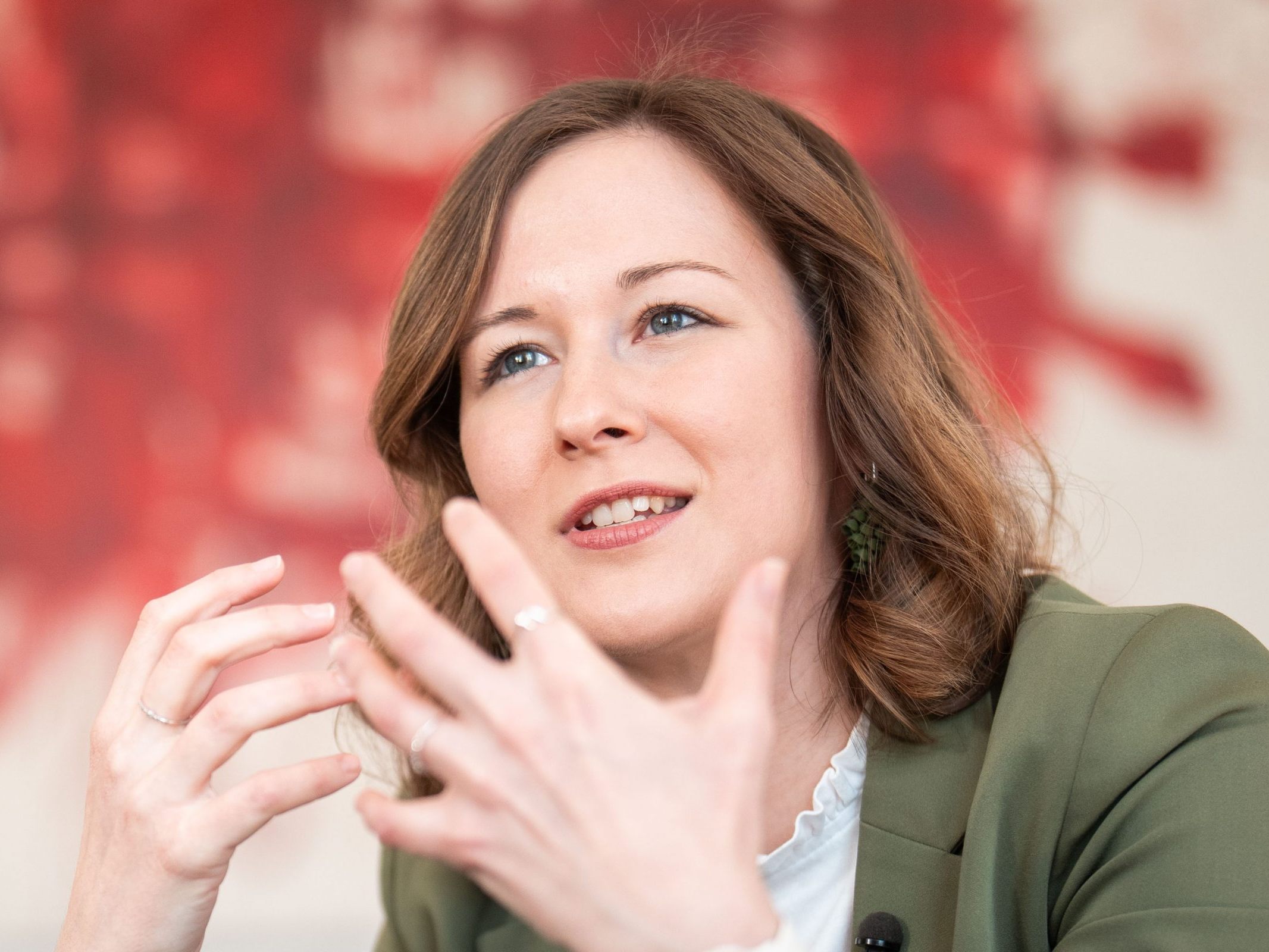 Integrationsministerin Claudia Plakolm (ÖVP) sieht die Schritte der Regierung durch die Studie bestätigt.