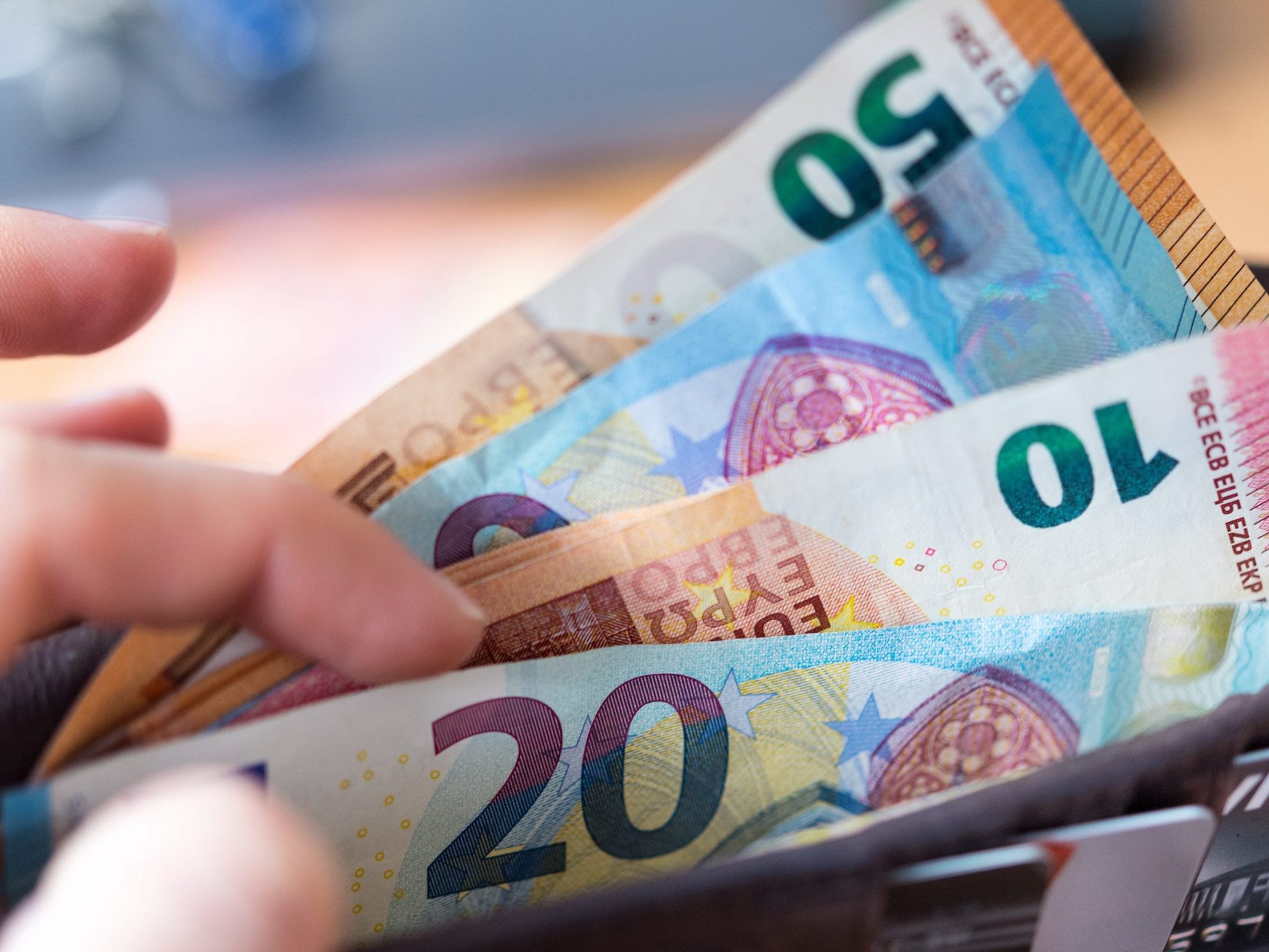 Noch keine Einigung gibt es bei den Verhandlungen zu einem Banken-Kollektivvertrag. Noch keine Einigung gibt es bei den Verhandlungen zu einem Banken-Kollektivvertrag.