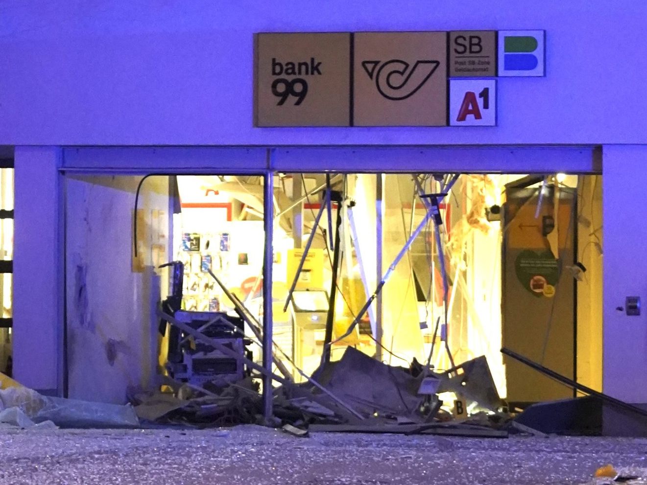 Eine der Bankomatsprengungen ereignete sich in einer Postfiliale in der Wagramer Straße.