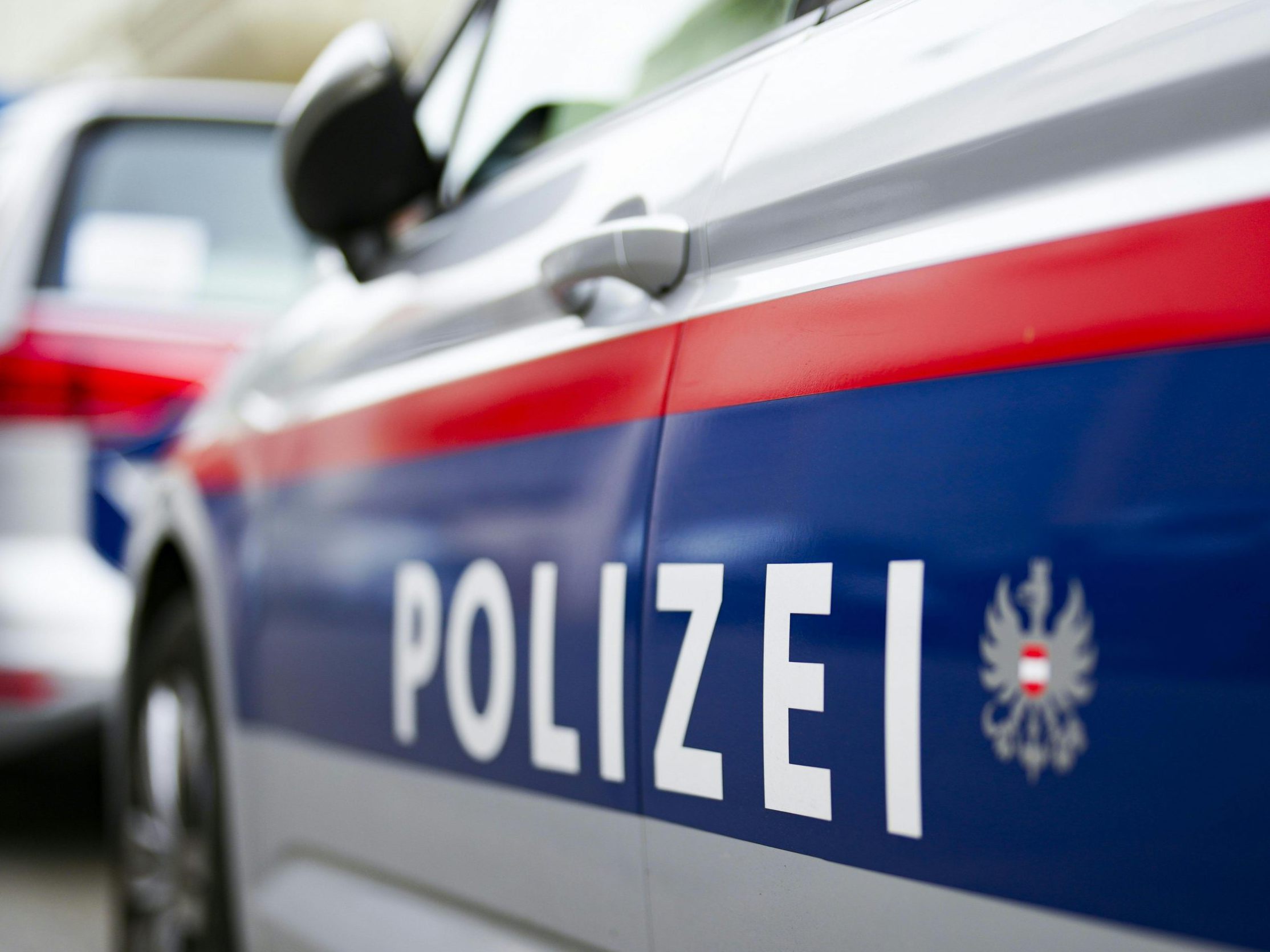 Die Polizei sucht weiter nach dem Täter.