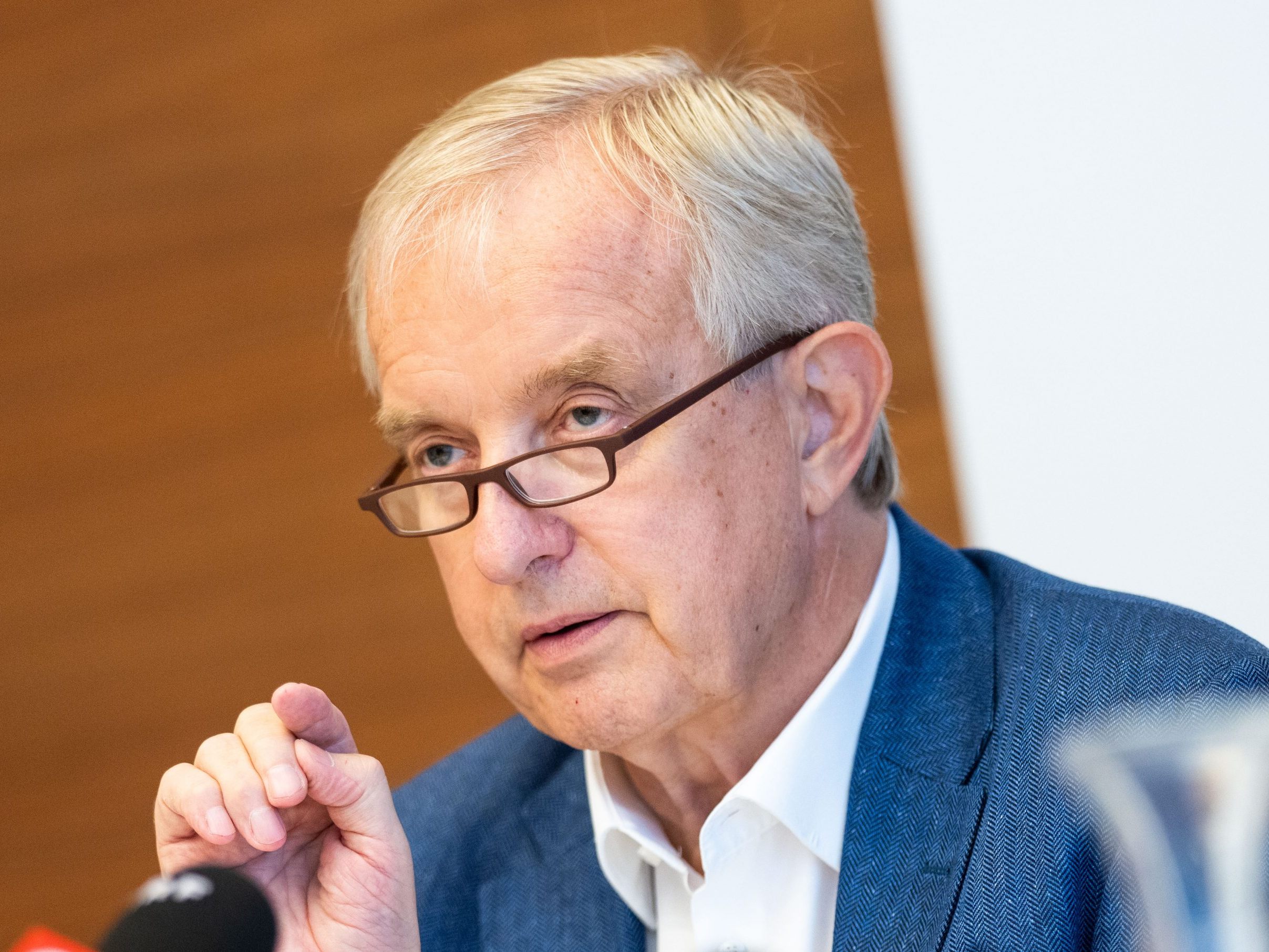 Ärztekammer-Präsident Steinhart. Ärztekammer-Präsident Steinhart.