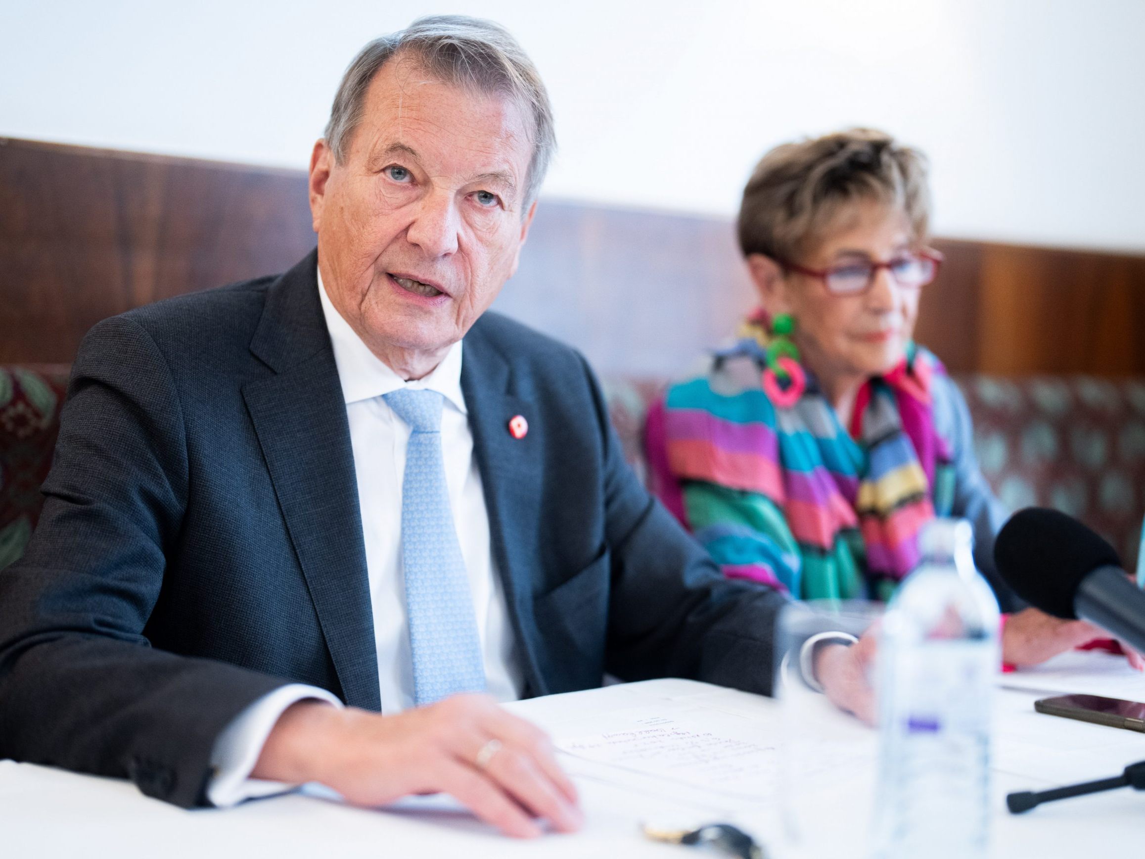 Kostelka und Korosec lassen kein gutes Haar an den Plänen der Regierung. Kostelka und Korosec lassen kein gutes Haar an den Plänen der Regierung.