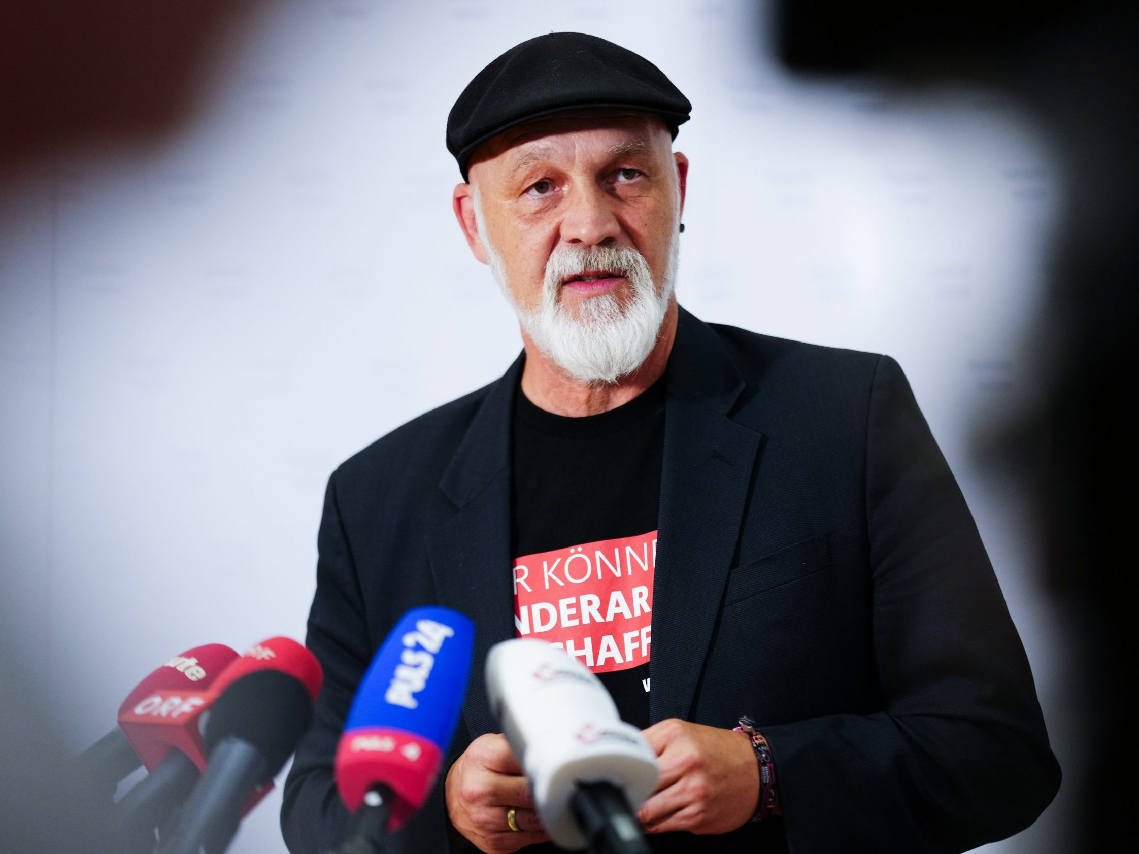 Die Volkshilfe drängt auf eine rasche Umsetzung der Kindergrundsicherung.