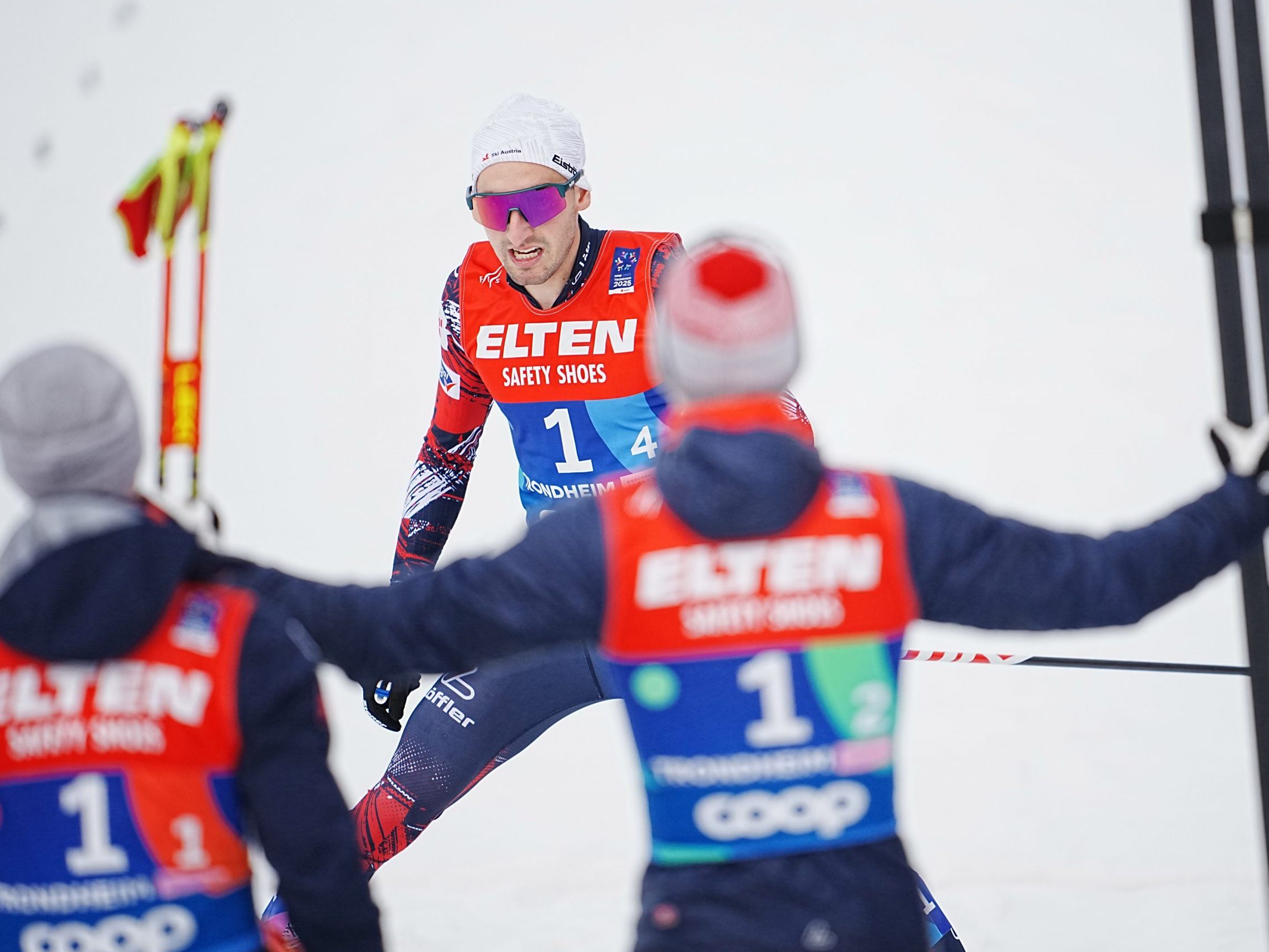 Johannes Lamparter, Fabio Obermayer, Franz-Josef Rehrl und Martin Fritz (nicht im Bild) holen Team-Silber.