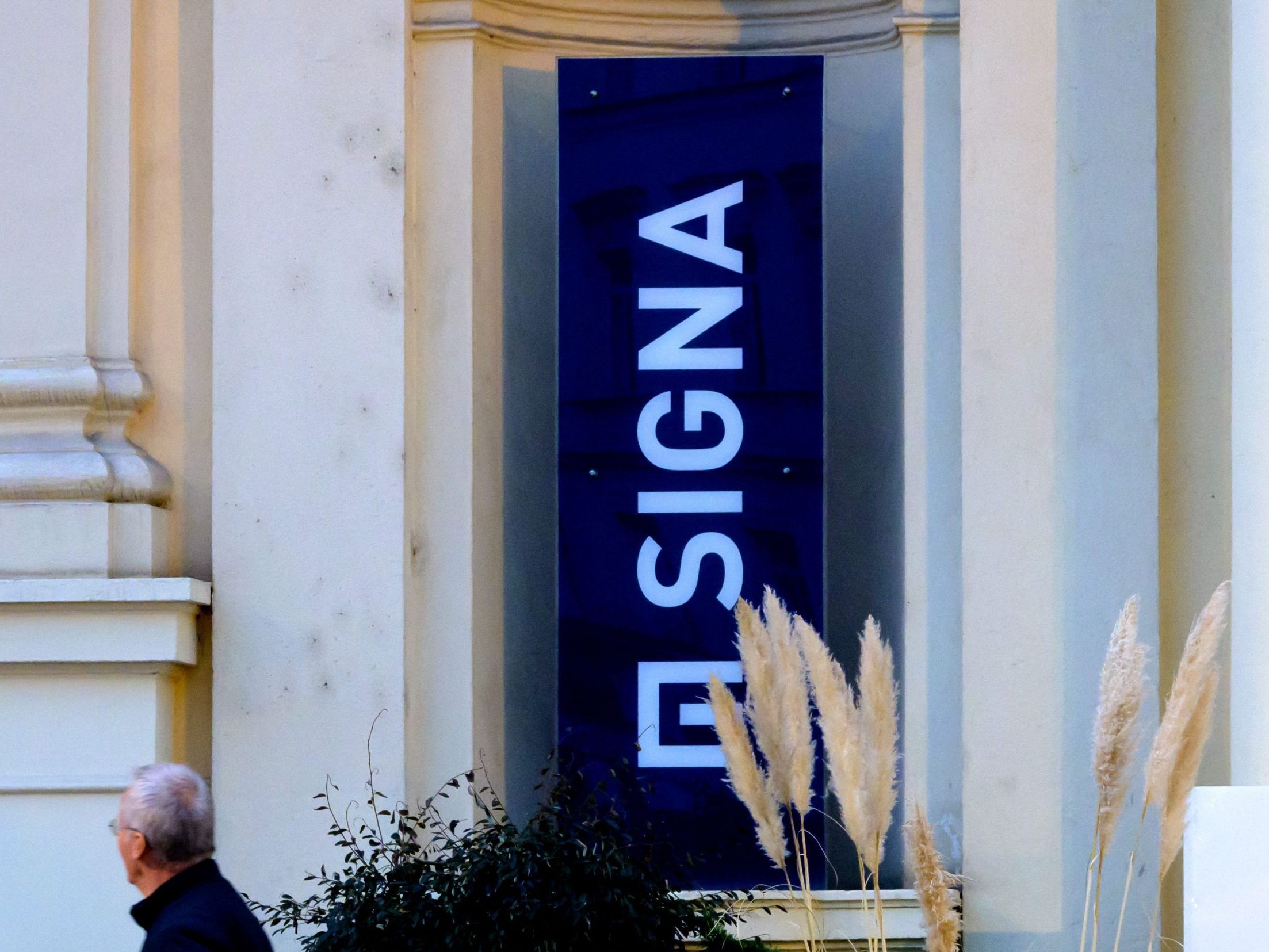Die Insolvenz der Signa-Gruppe ist um eine Facette reicher. Die Insolvenz der Signa-Gruppe ist um eine Facette reicher.