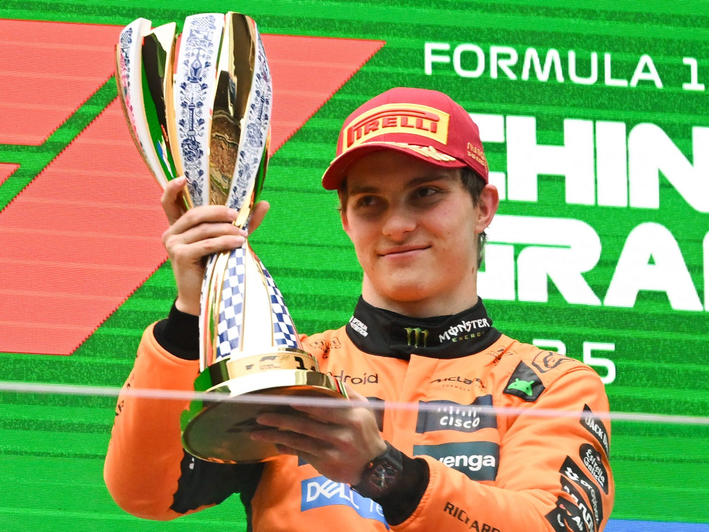 Oscar Piastri gewinnt den Grand Prix in Shanghai.