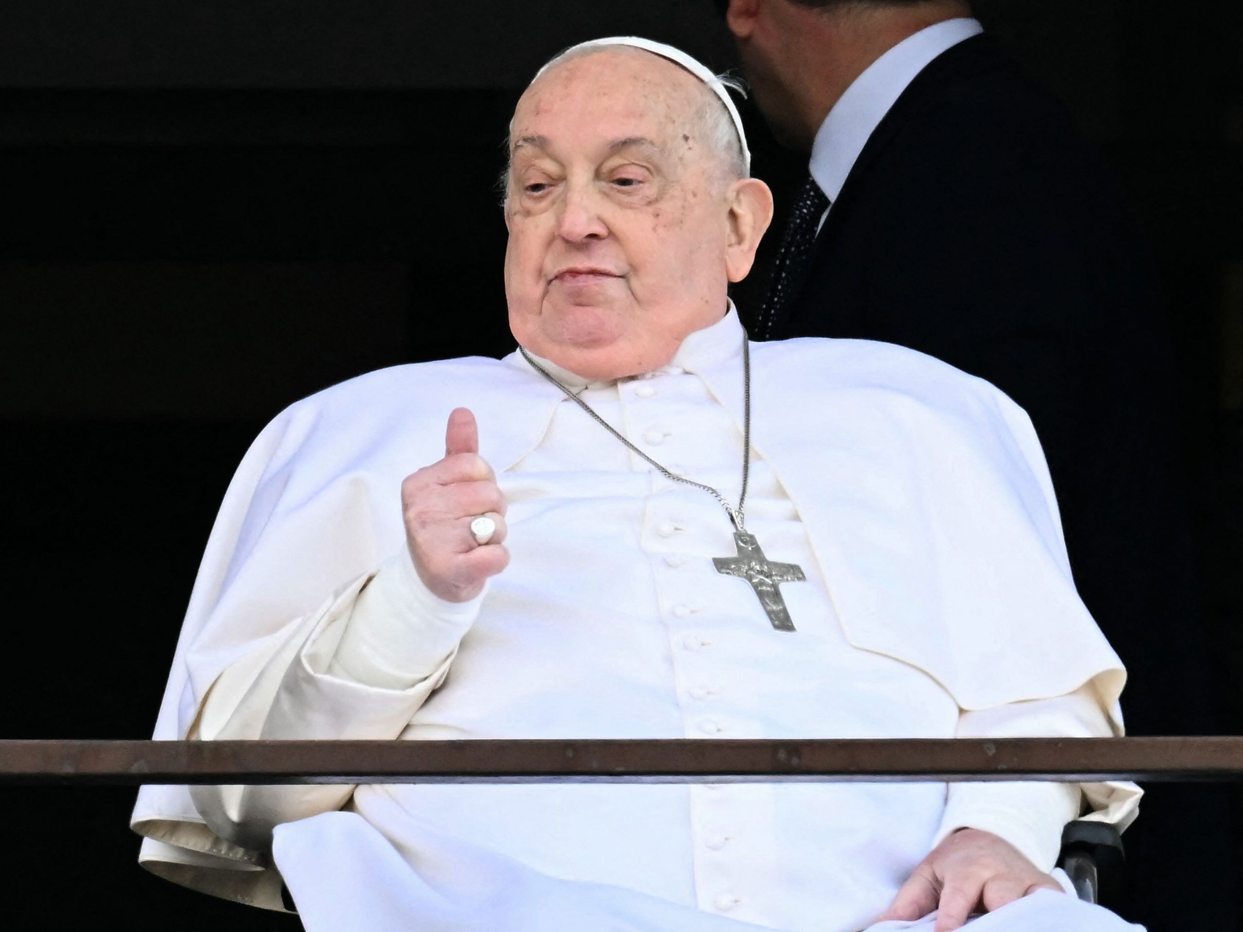 Die zwei Krisen während der Spitalsbehandlung waren für den Papst lebensbedrohlich.