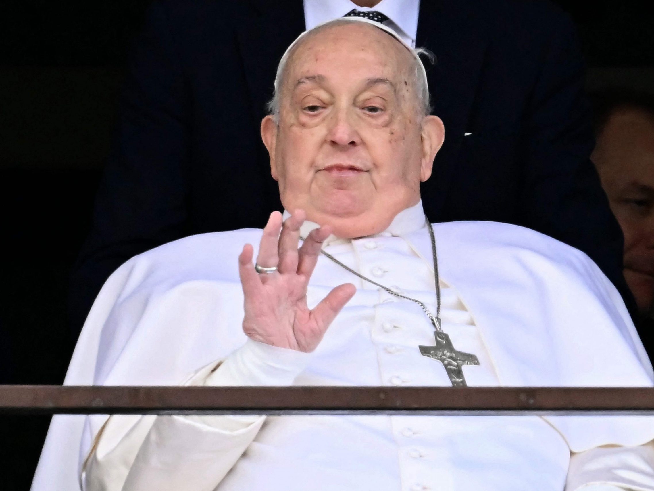 Papst Franziskus beginnt Erholungsphase im Vatikan.