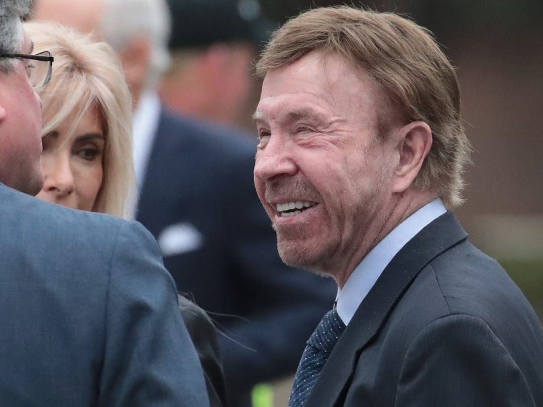 Chuck Norris beim Begräbnis des früheren US-Präsidenten George H. W. Bush 2018 in Texas.