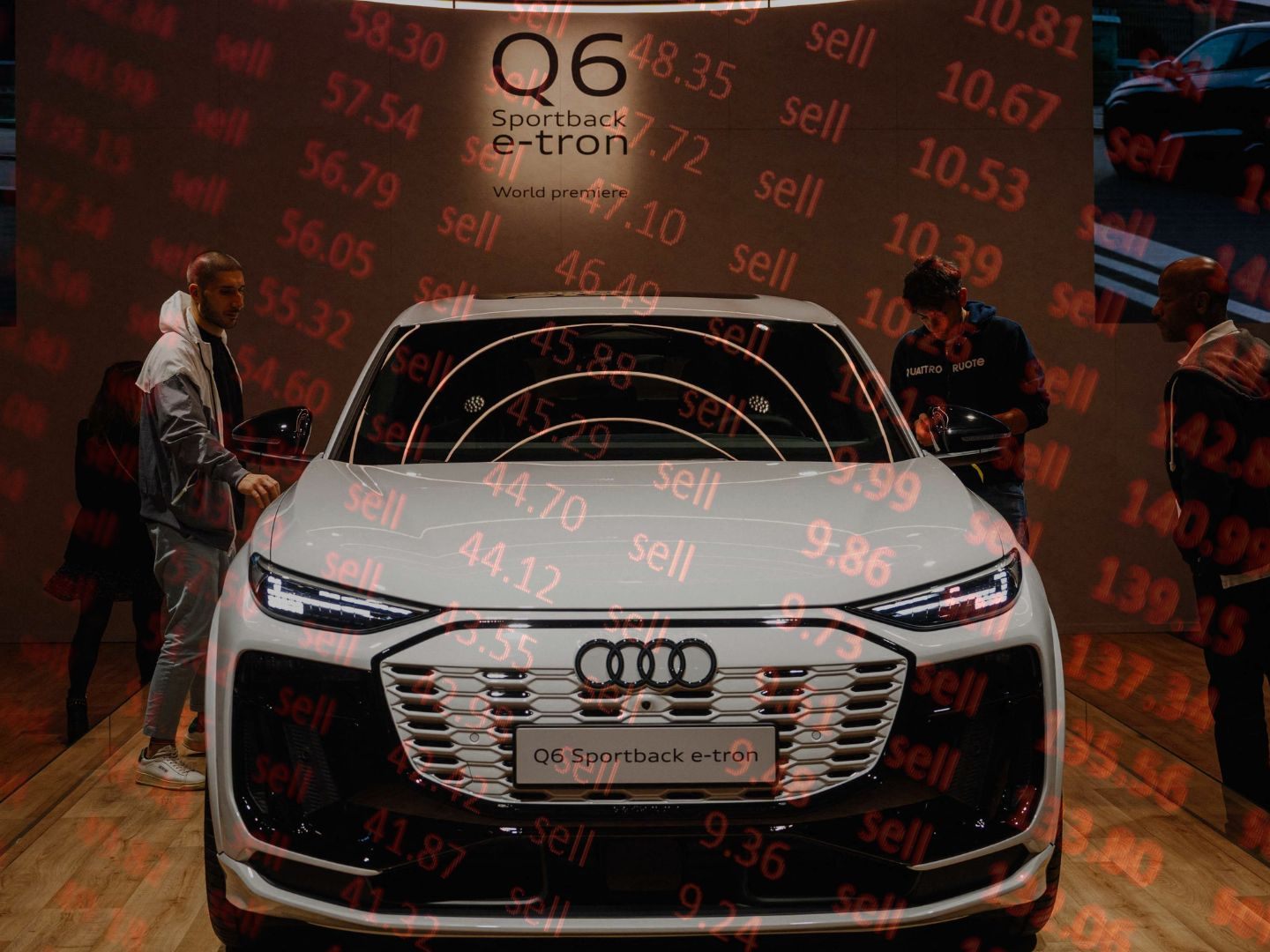 Audi kämpft mit Umsatzrückgang und Gewinnverlust – Konzern reagiert mit Stellenabbau und Sparmaßnahmen.