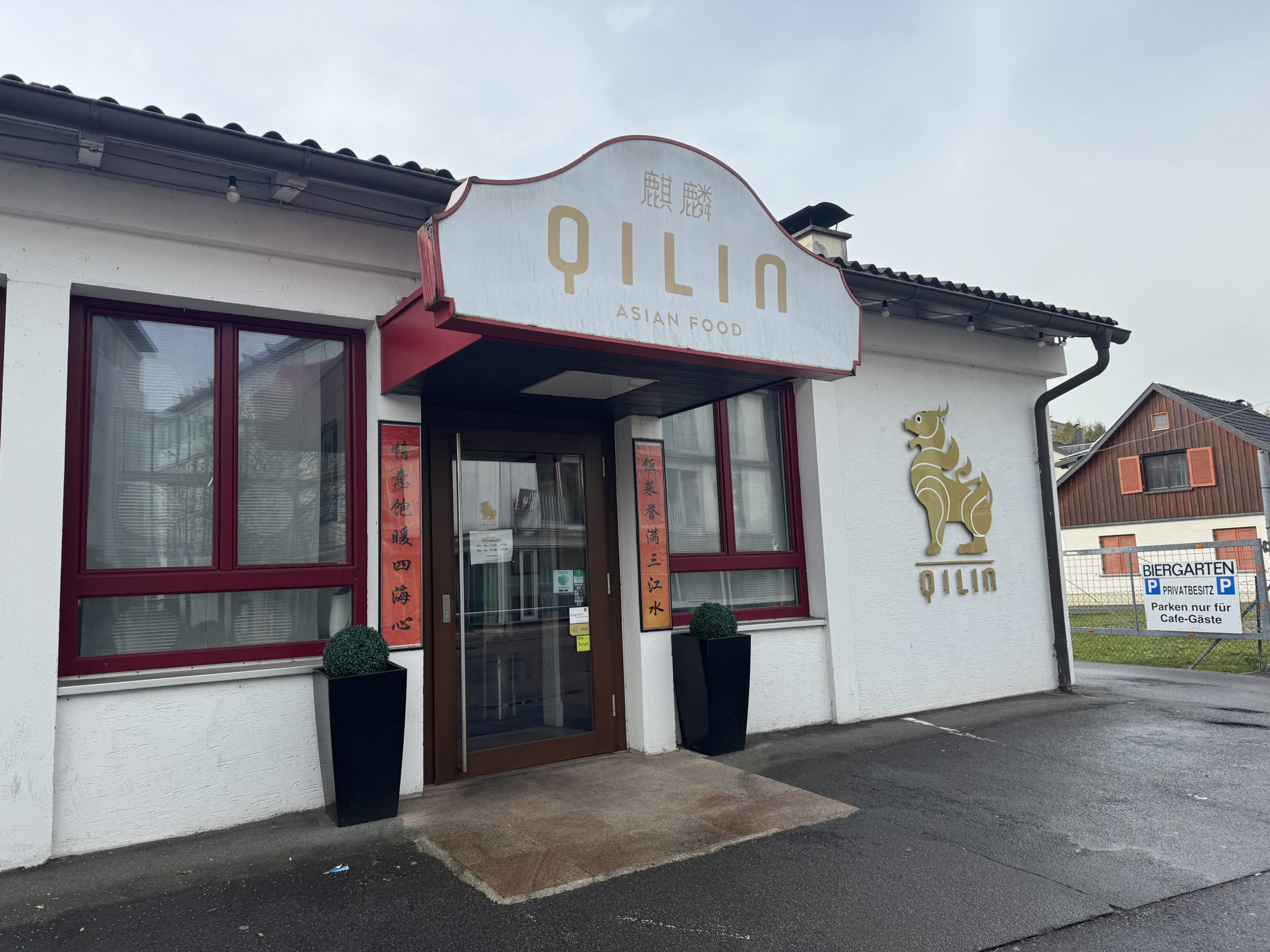 Quilin Asian Food in Hard.