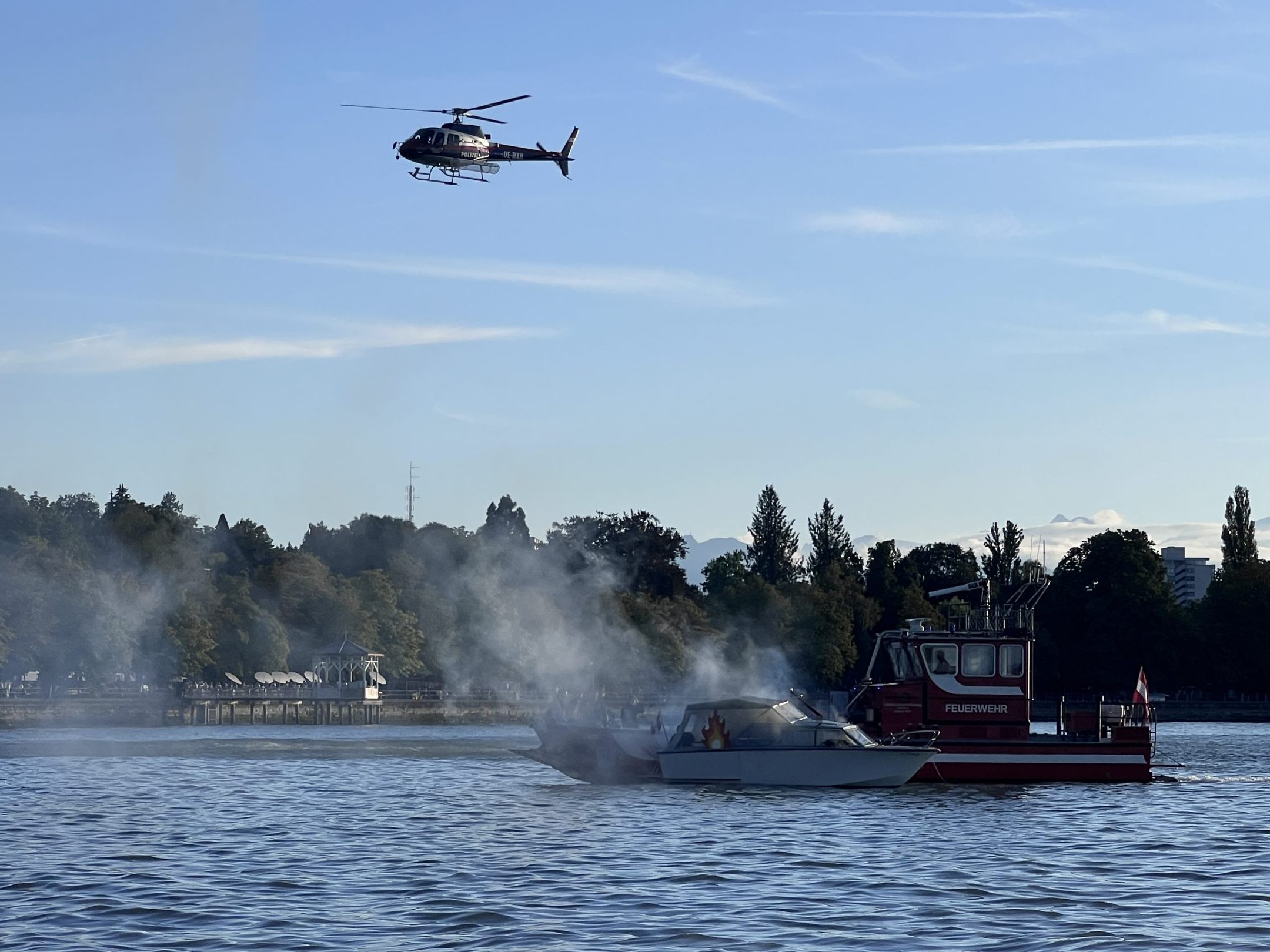 Insgesamt 464 Personen haben die Wasserschutzpolizeien der Bodenseeanrainer (im Bild die Wasserpolizei Hard bei einer Übung) im vergangenen Jahr aus Seenot gerettet. Insgesamt 464 Personen haben die Wasserschutzpolizeien der Bodenseeanrainer (im Bild die Wasserpolizei Hard bei einer Übung) im vergangenen Jahr aus Seenot gerettet.