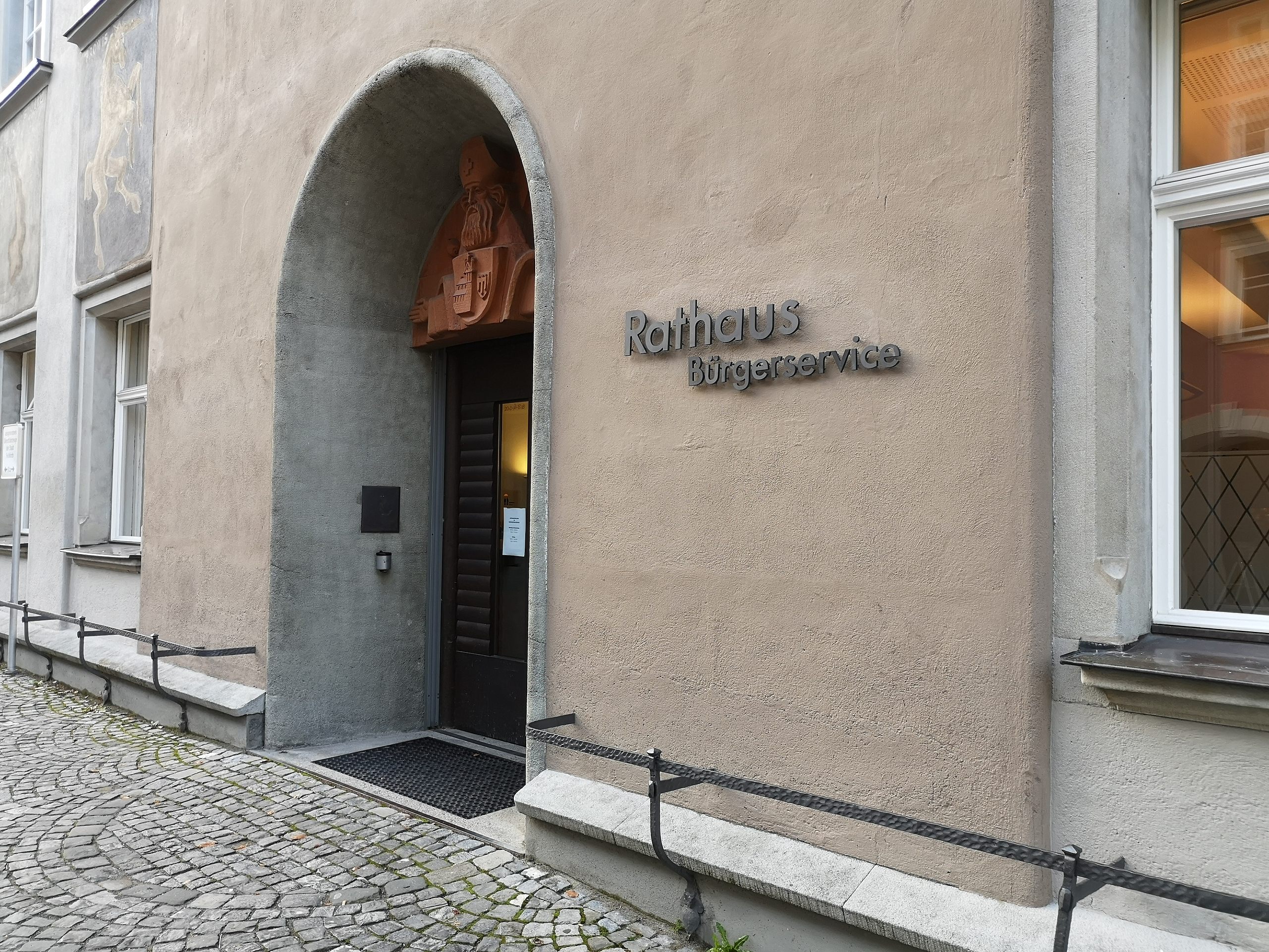 Eingang Rathaus