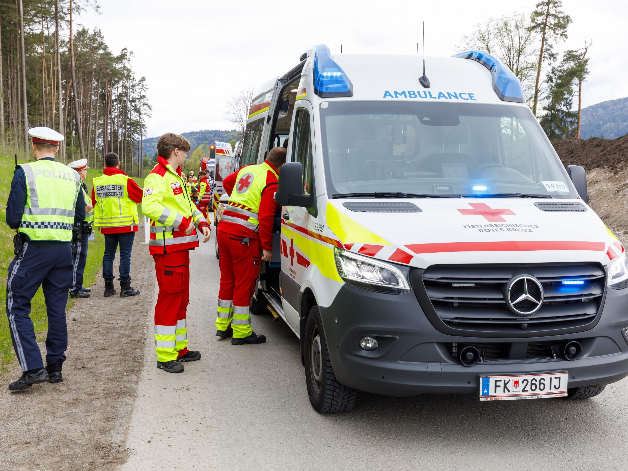 Drei Verletzte nach Verkehrsunfall in Nenzing