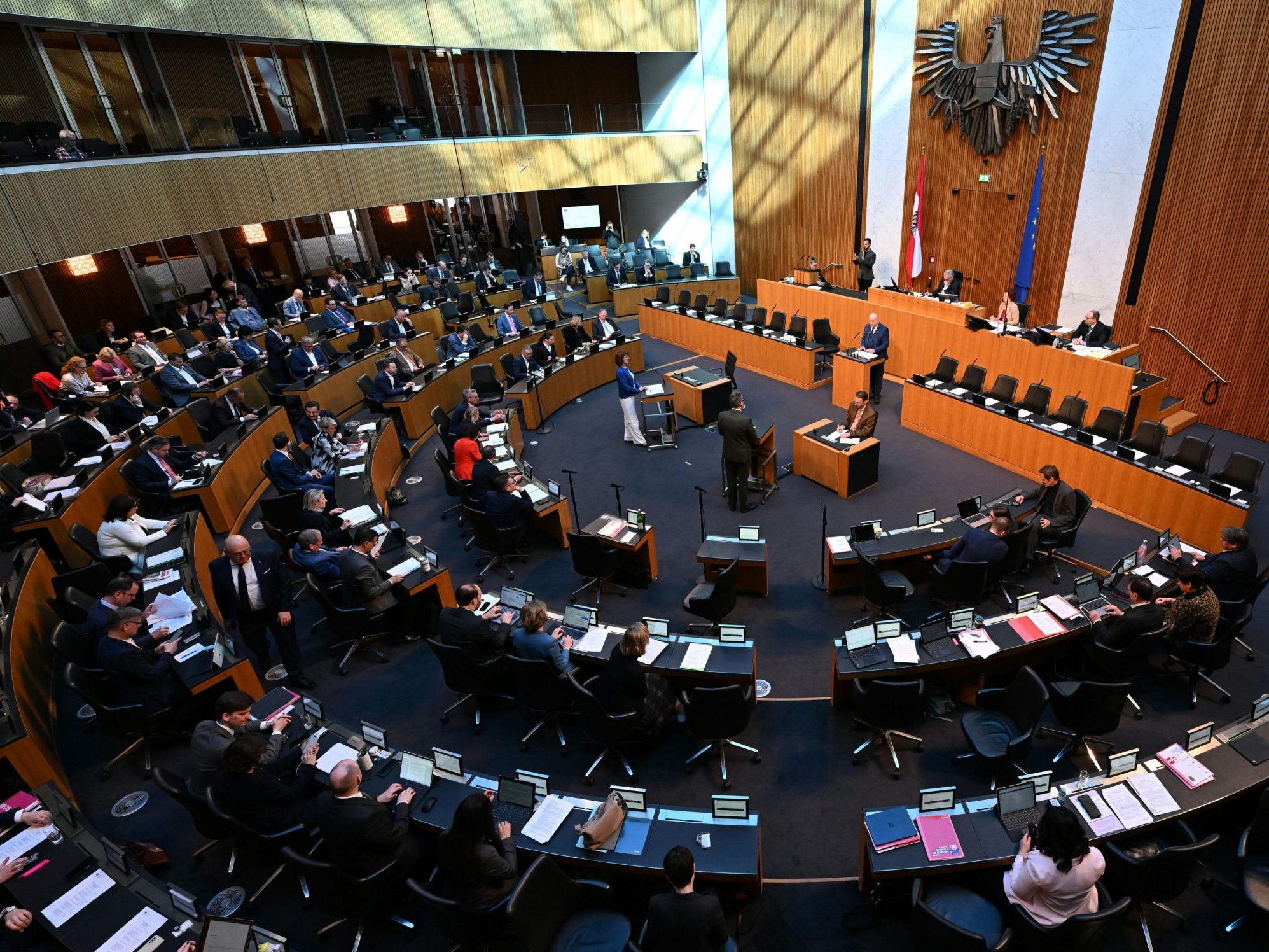 Der Nationalrat tagt mit Wien-Wahl-Fokus.