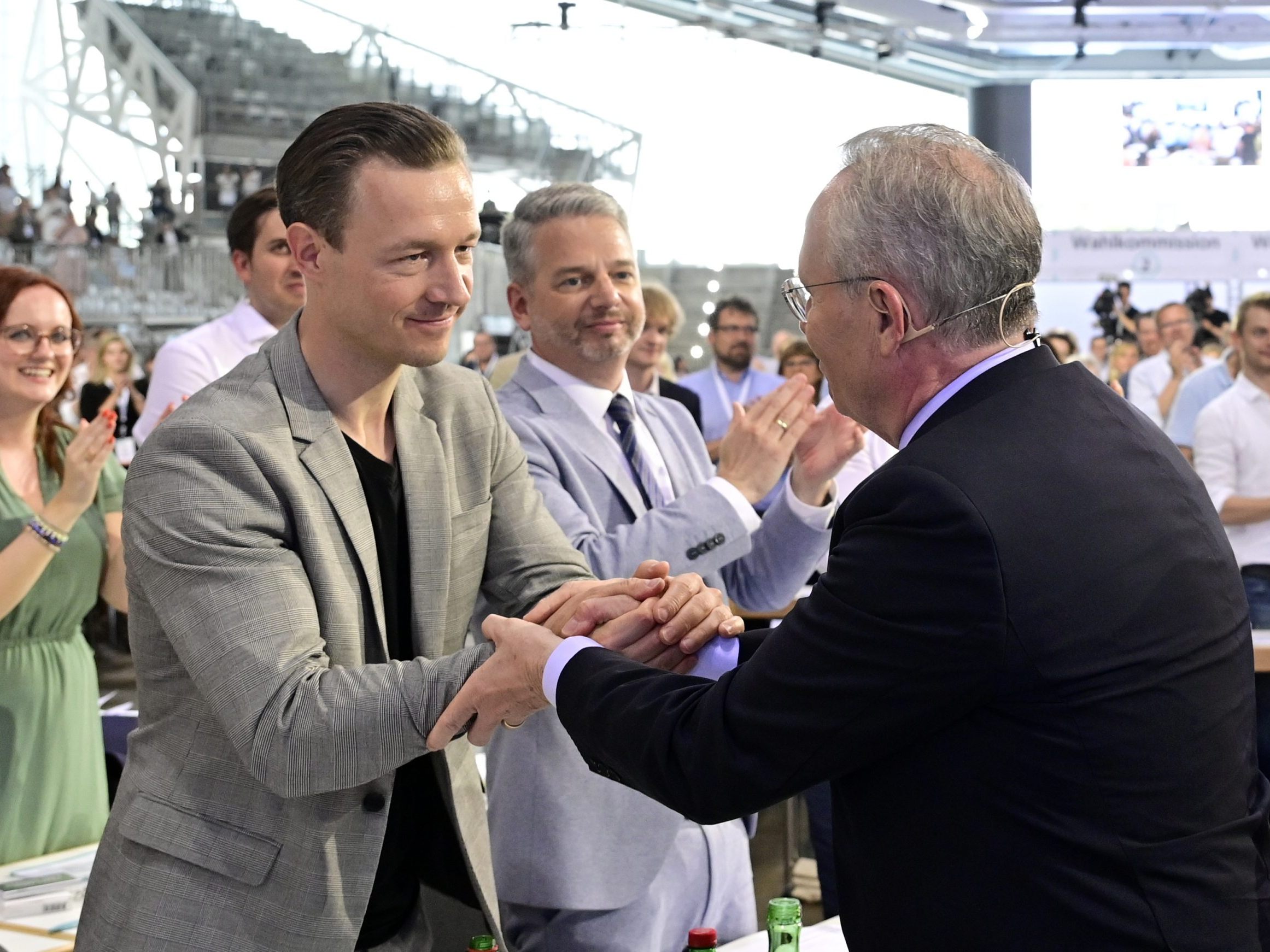 Blümel (links) war vor Mahrer (rechts) Chef der Wiener ÖVP. Blümel (links) war vor Mahrer (rechts) Chef der Wiener ÖVP.