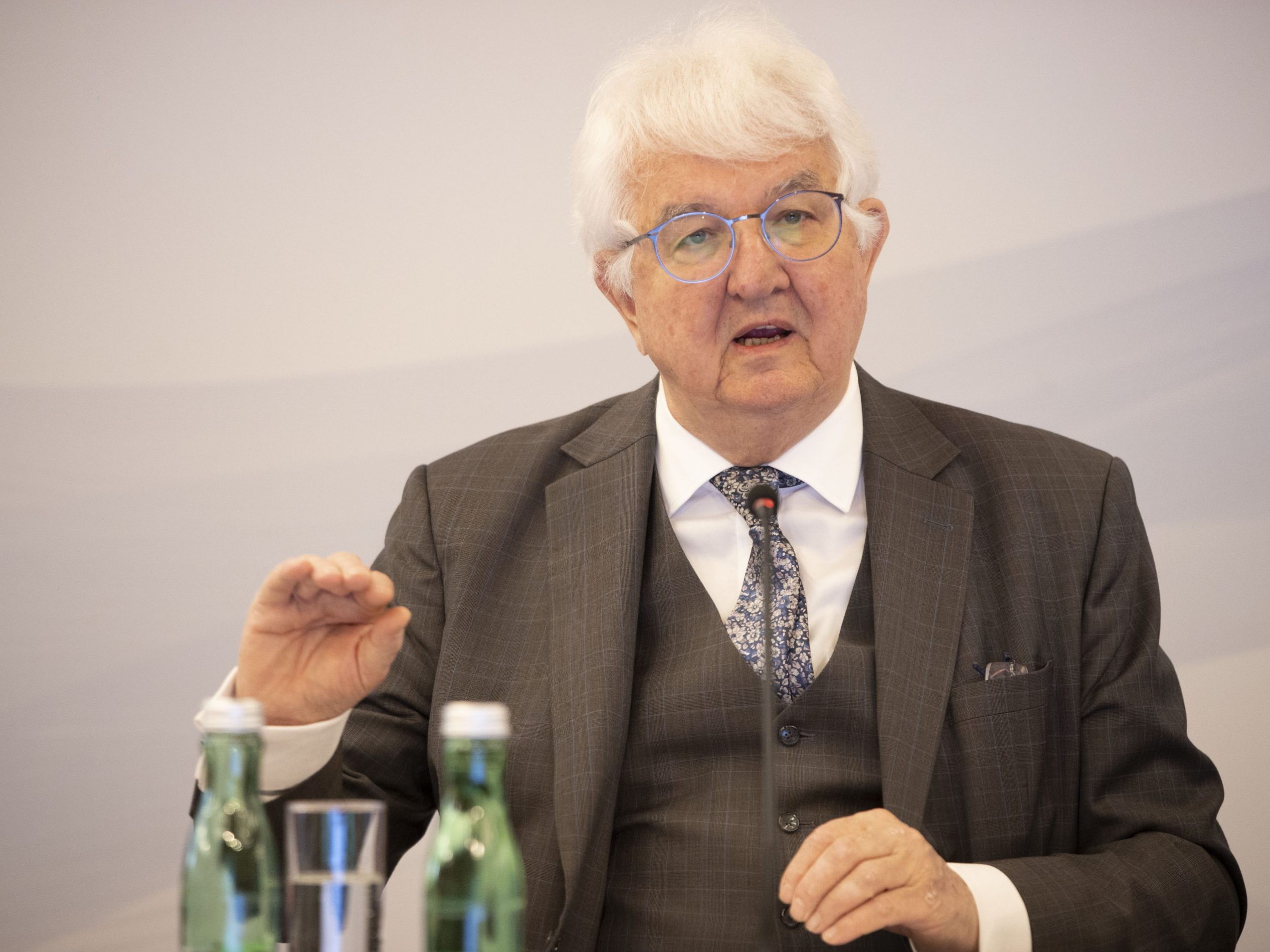 OeNB-Chef Holzmann sieht keinen Grund für eine weitere Zinssenkung.