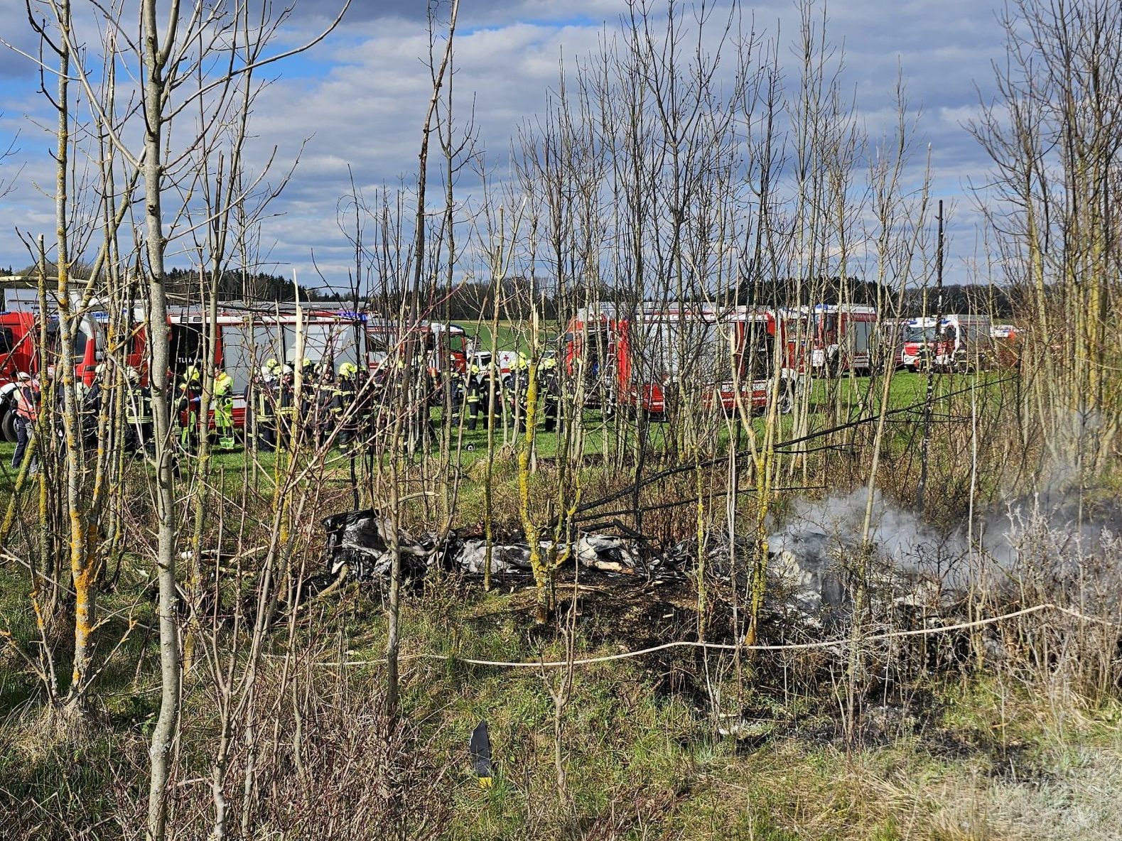 Ermittlungen nach dem tödlichen Kleinflugzeug-Absturz bei St. Pölten.