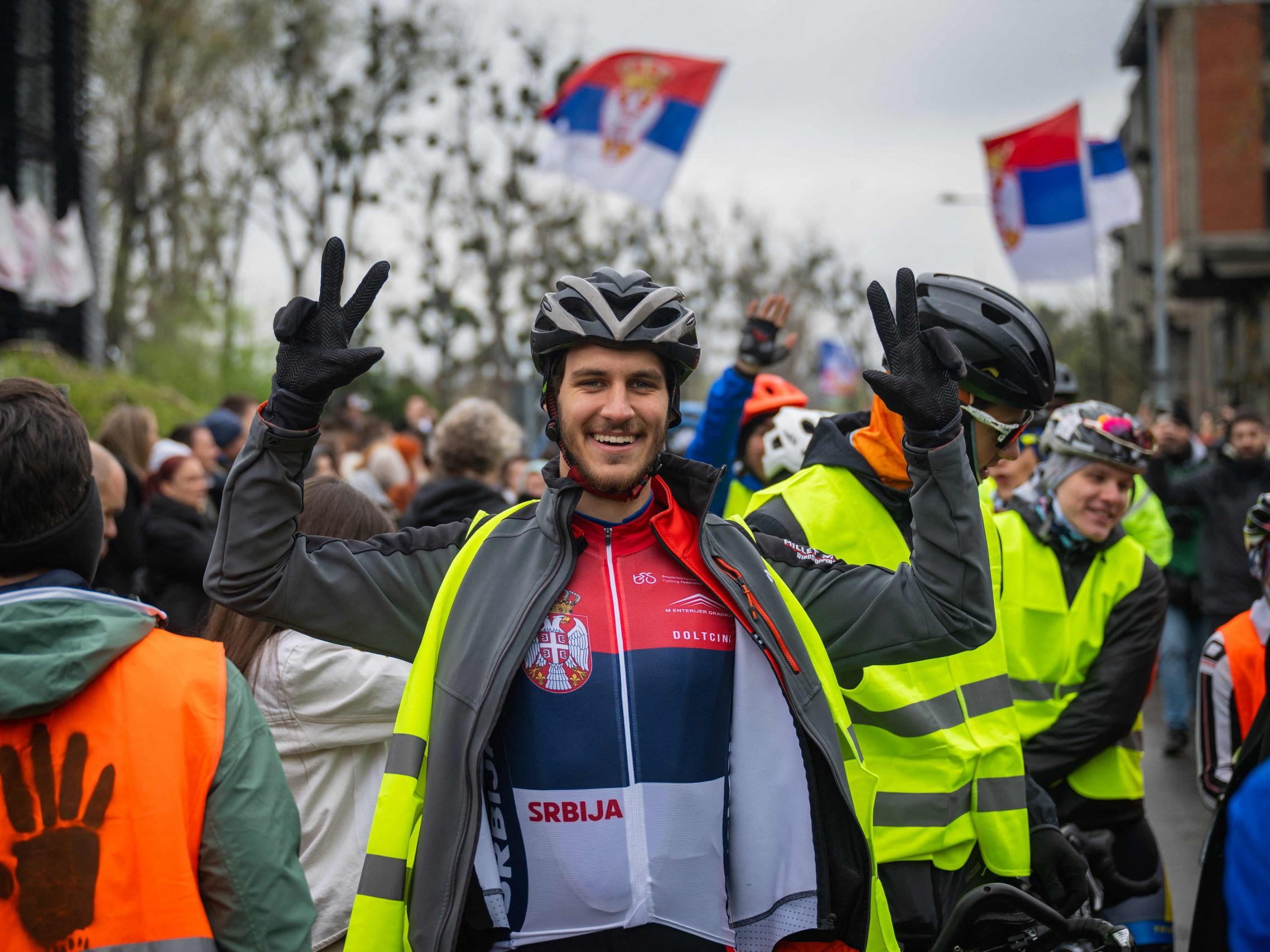 Knapp 1300 will die Protestgruppe auf dem Fahrrad zurücklegen.