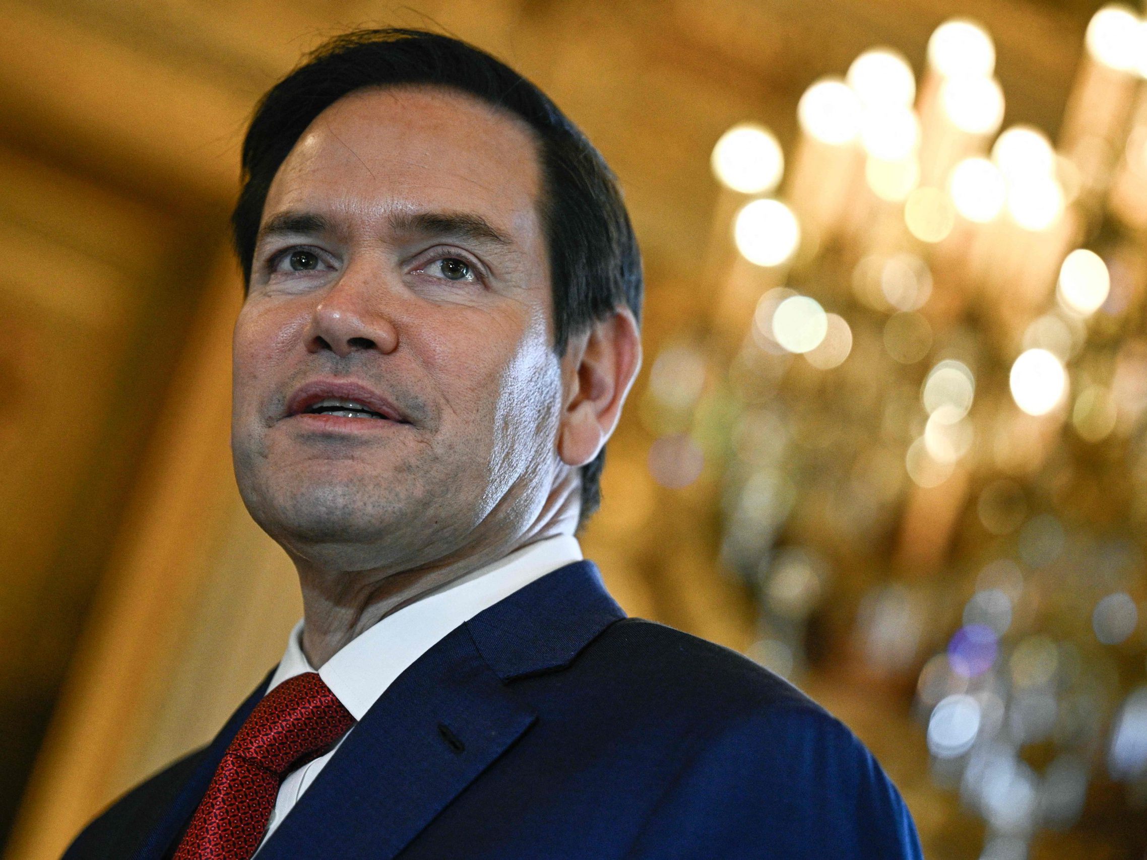 US-Außenminister Marco Rubio hat eine umfassende Umstrukturierung seines "aufgeblähten" Ministeriums angekündigt. US-Außenminister Marco Rubio hat eine umfassende Umstrukturierung seines "aufgeblähten" Ministeriums angekündigt.